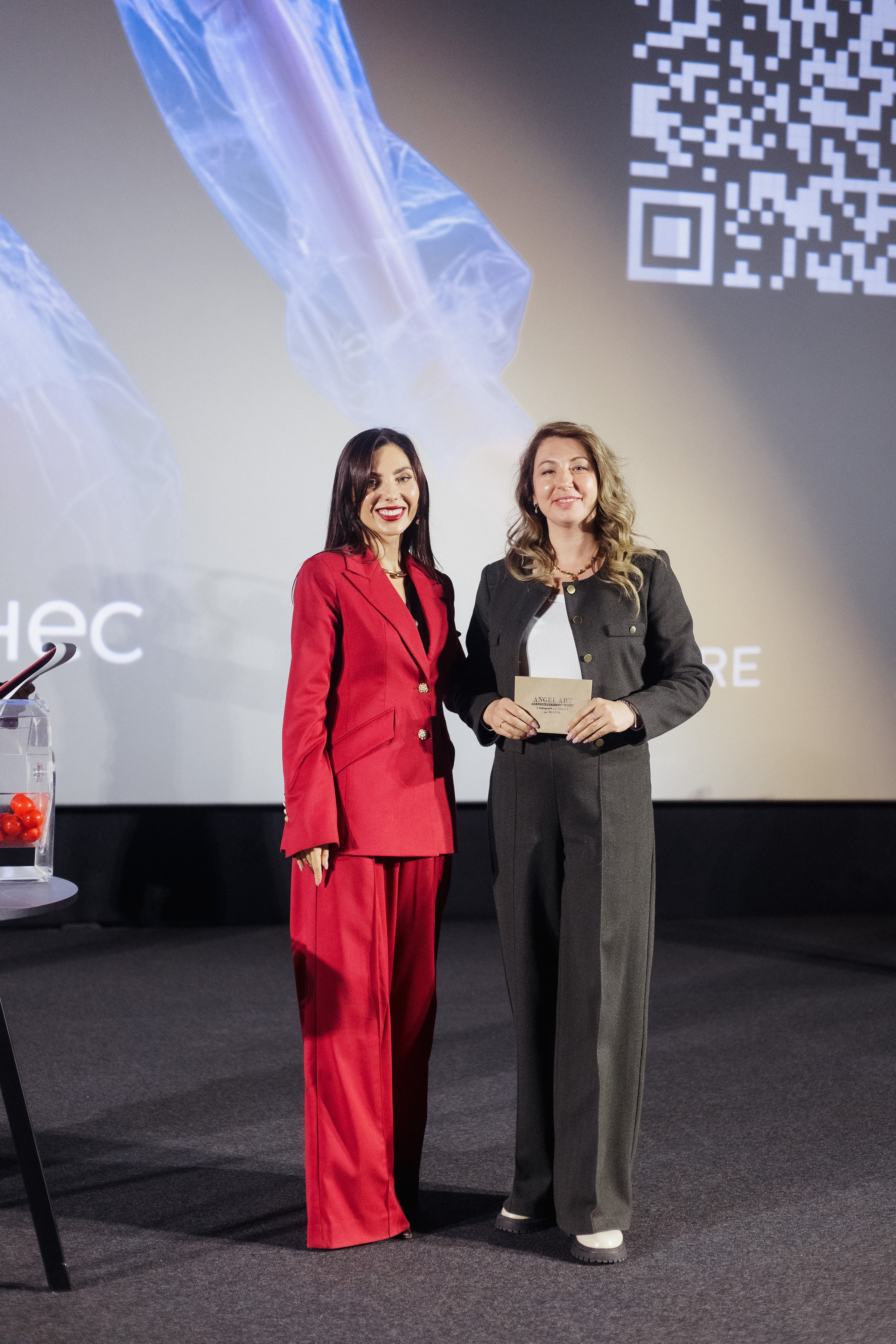 ФЭШН КОНФА. СВОИ. ФОТООТЧЕТЫ-СОБЫТИЯ-МЕСТА