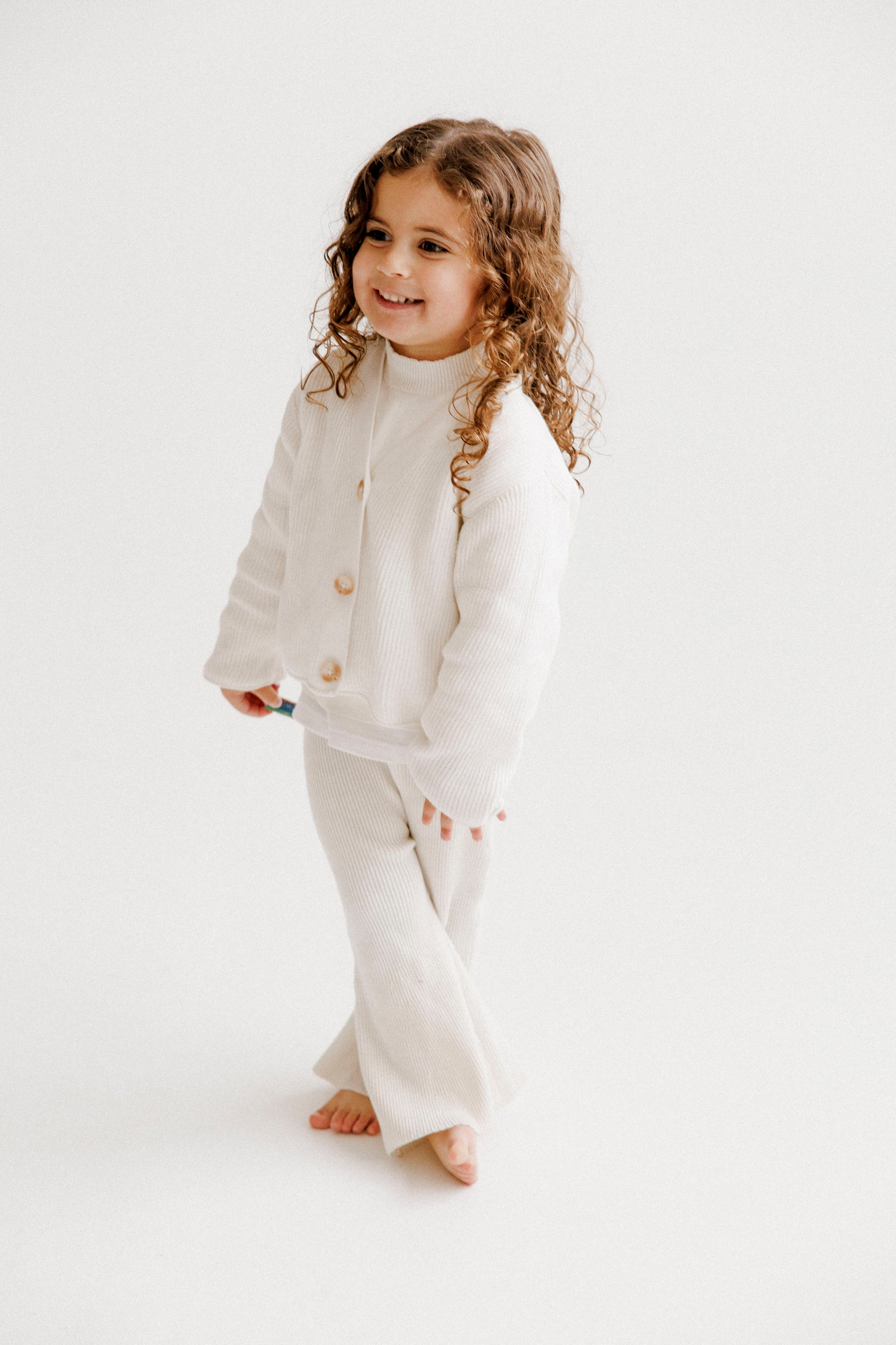 Family photoshoot in White Studio. Wedding and family photographer