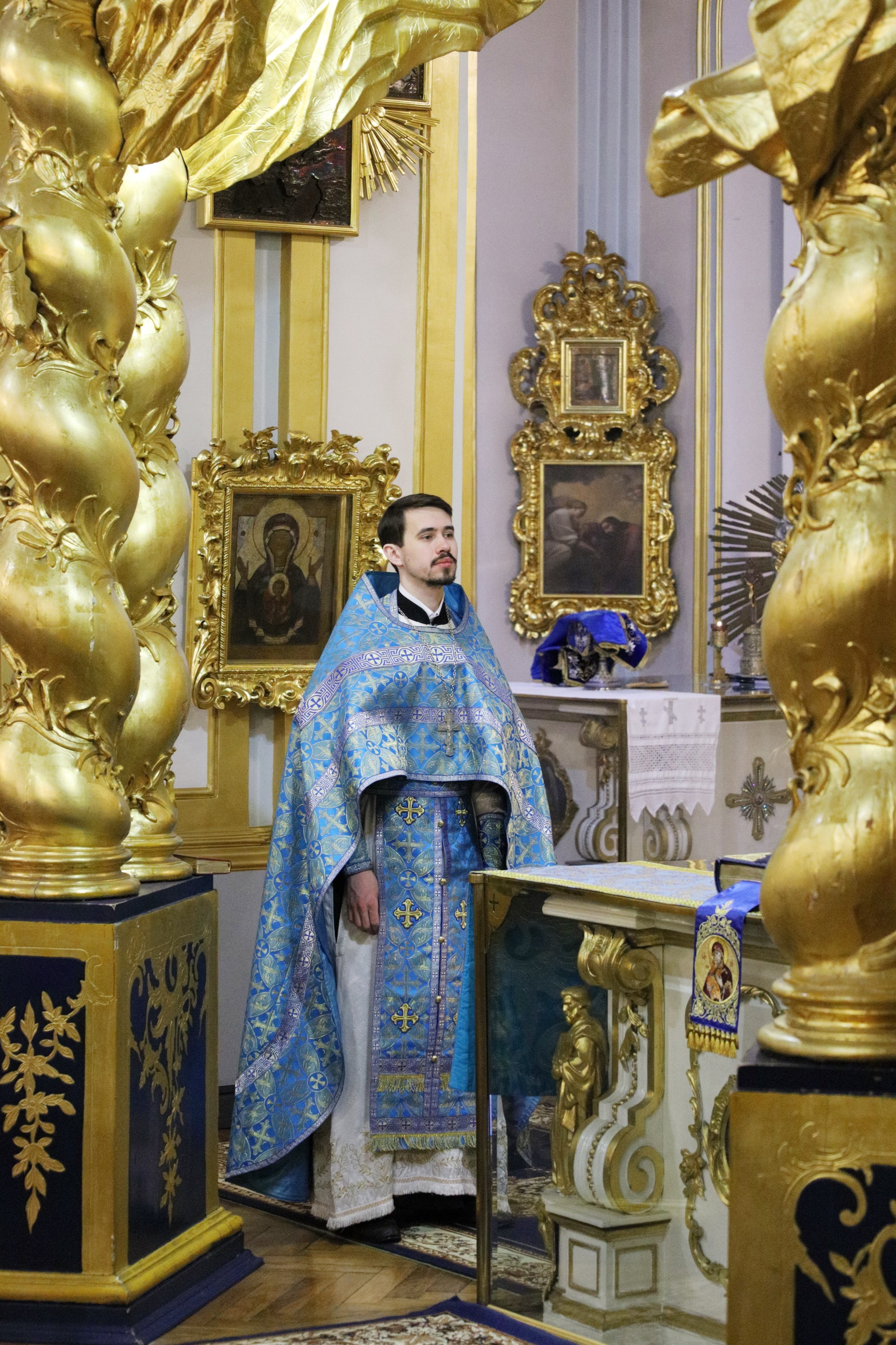 НЕДЕЛЯ 24-Я ПО ПЯТИДЕСЯТНИЦЕ. ОТДАНИЕ ПРАЗДНИКА ВВЕДЕНИЯ ВО ХРАМ ПРЕСВЯТОЙ БОГОРОДИЦЫ. НИКОЛО-БОГОЯВЛЕНСКИЙ МОРСКОЙ СОБОР