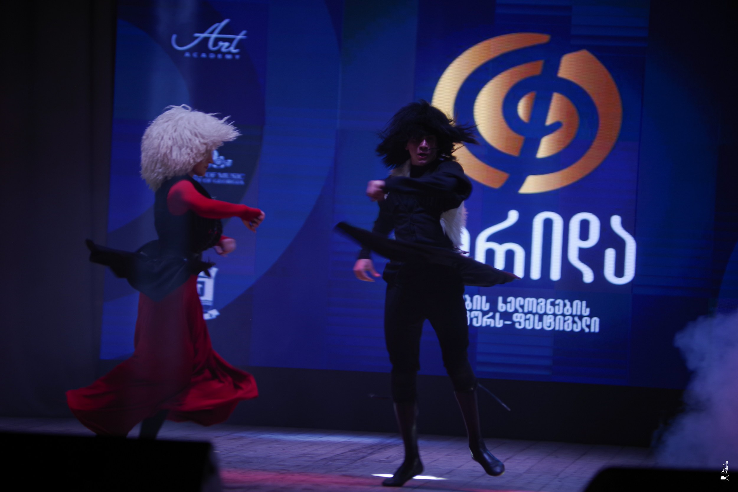 Танцы в Хоби. Портретный фотограф Денис Милютин