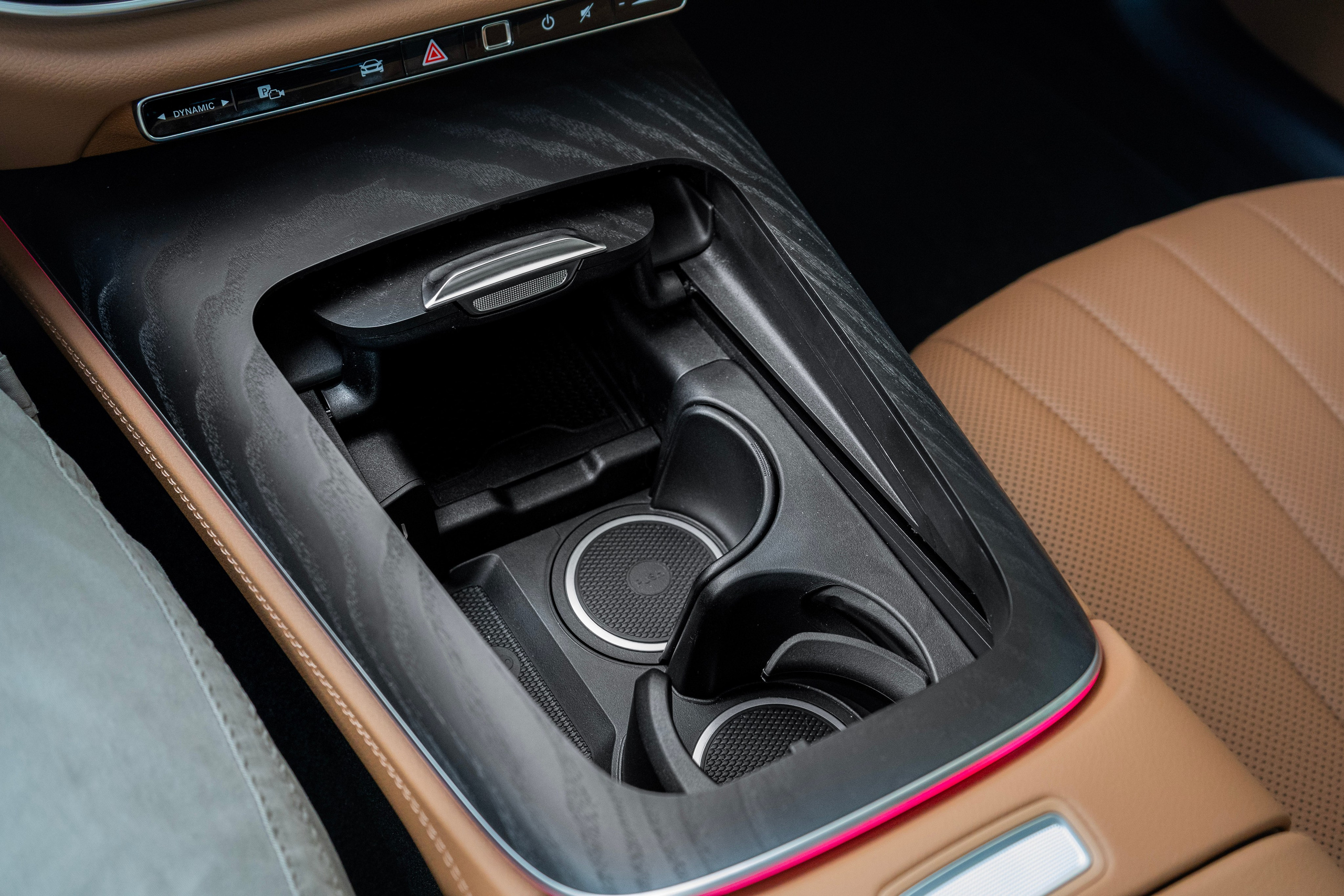 Mercedes-Benz E-class (E300). Автомобильный фотограф Ногинск Денис Городок