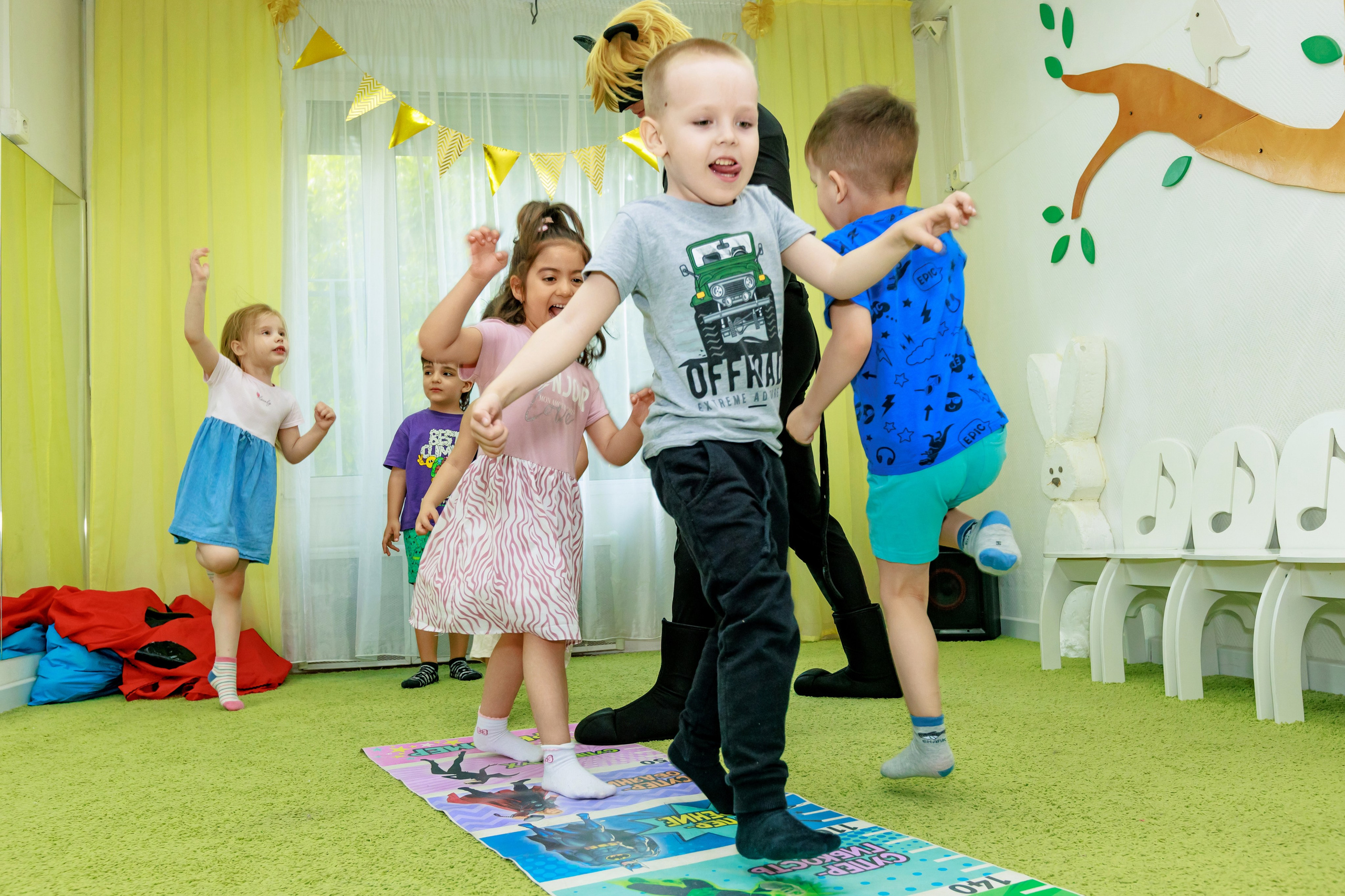 День рождения в детском саду. Выпускные альбомы в Москве и Московской области