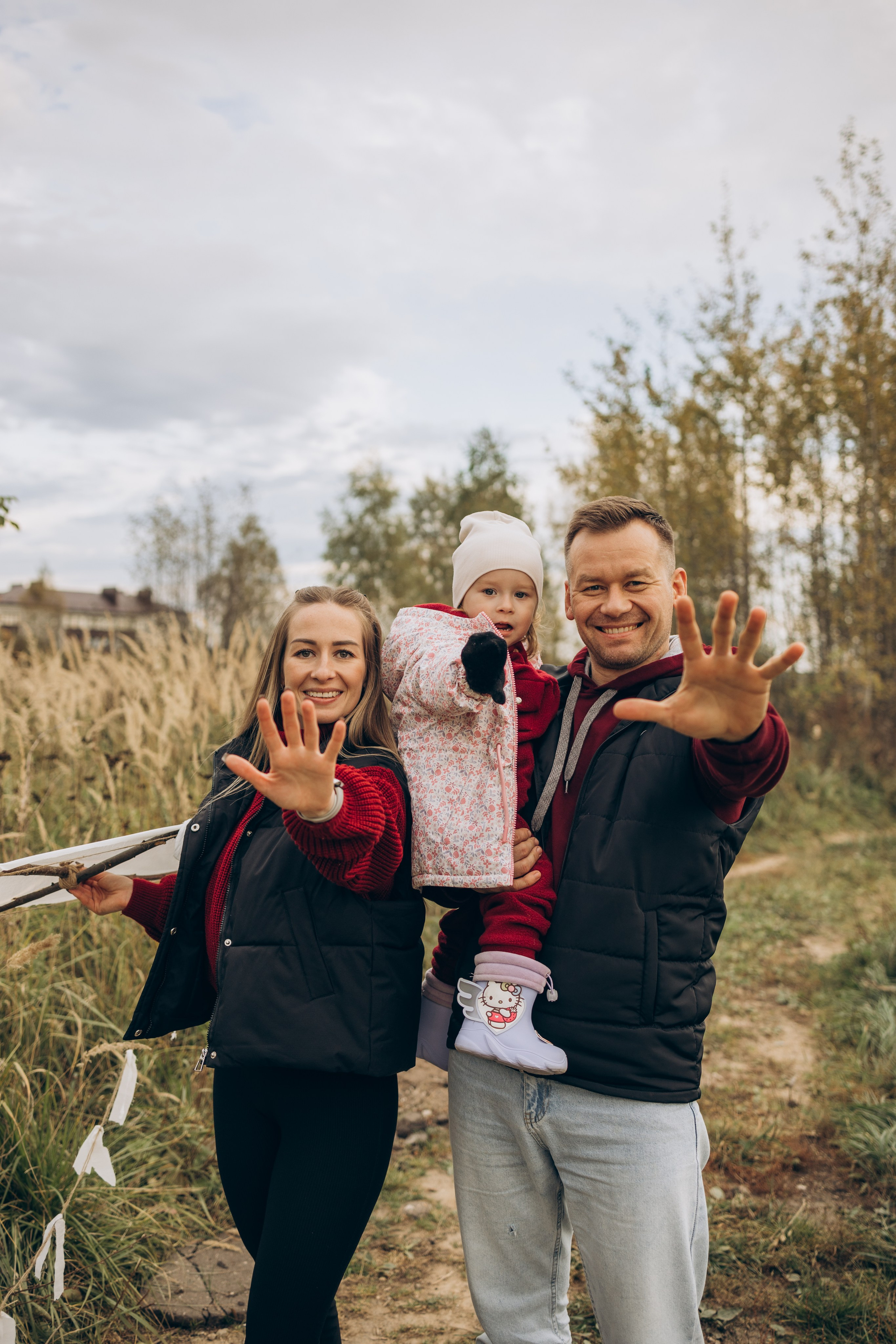 Летучий змей-семейная (4.10.2025 г.) г. Жуков (Калужская обл.). Надежда Стар семейный и церковный фотограф в Жукове и Калужской области