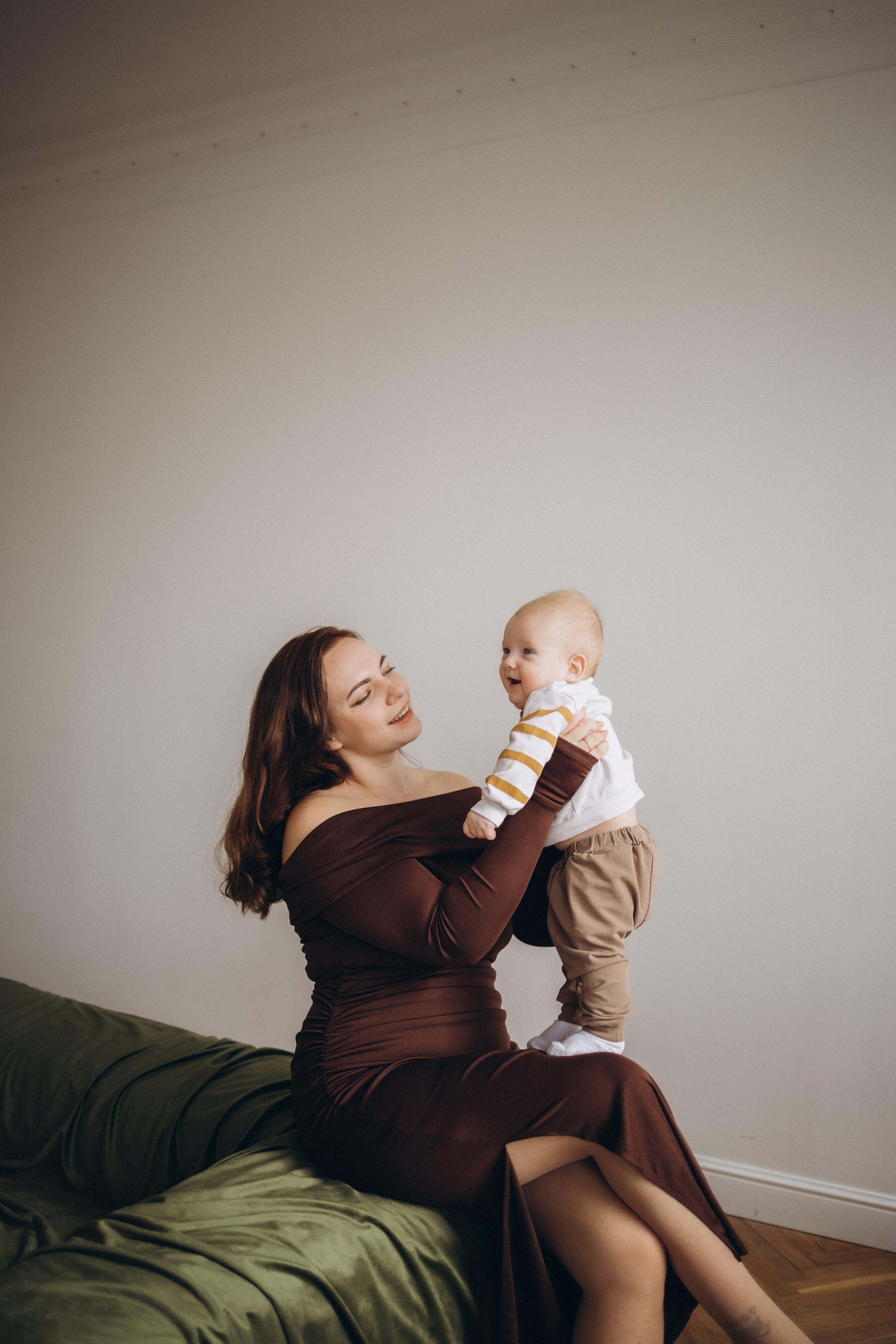 Студийная семейная фотосъемка (12.04.2025) г. Обнинск (Калужская обл.). Надежда Стар семейный и церковный фотограф в Жукове и Калужской области
