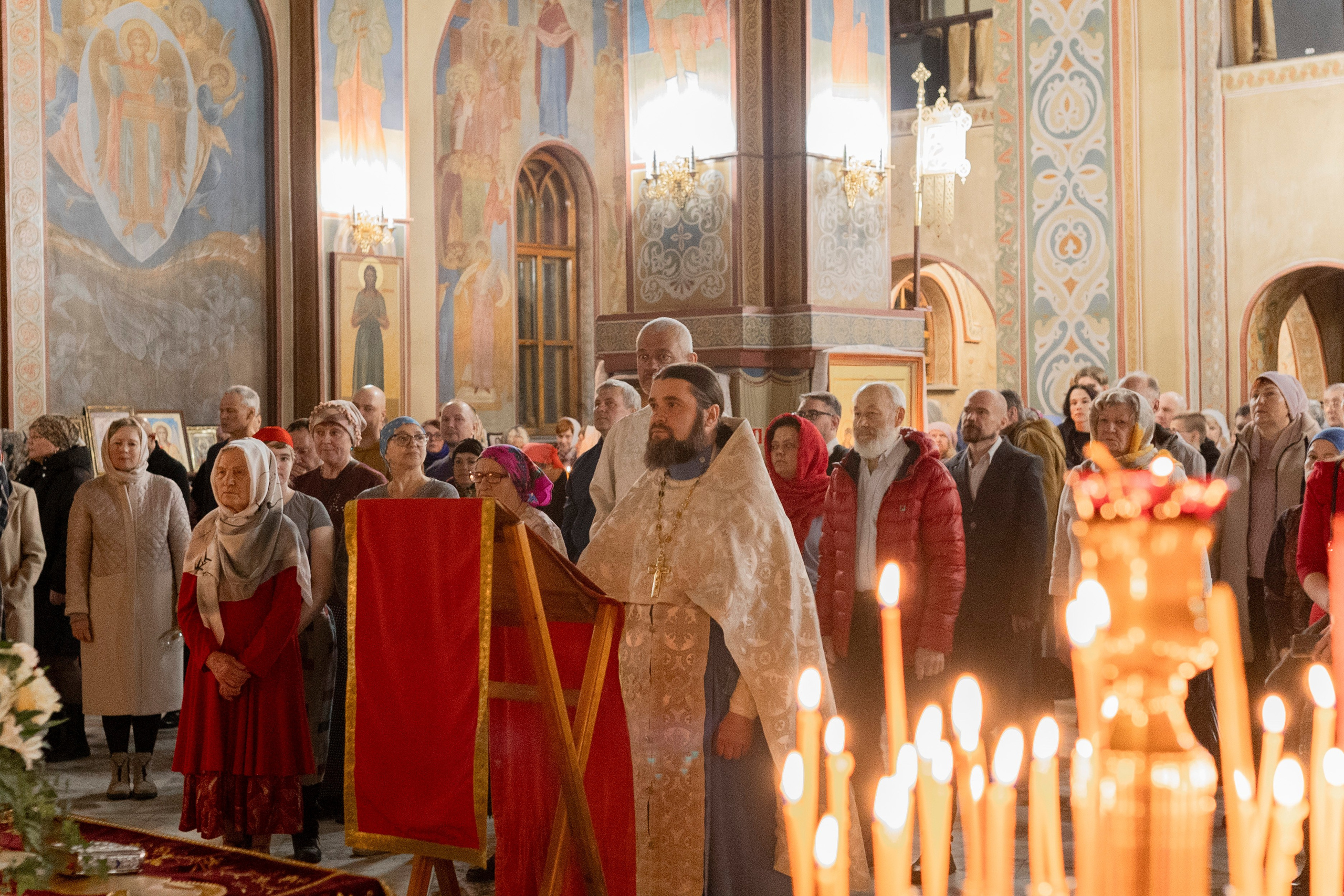 Пасха Господня. ТОП Фотограф на Крещение и Венчание Железногорск Алексей Мещеряков