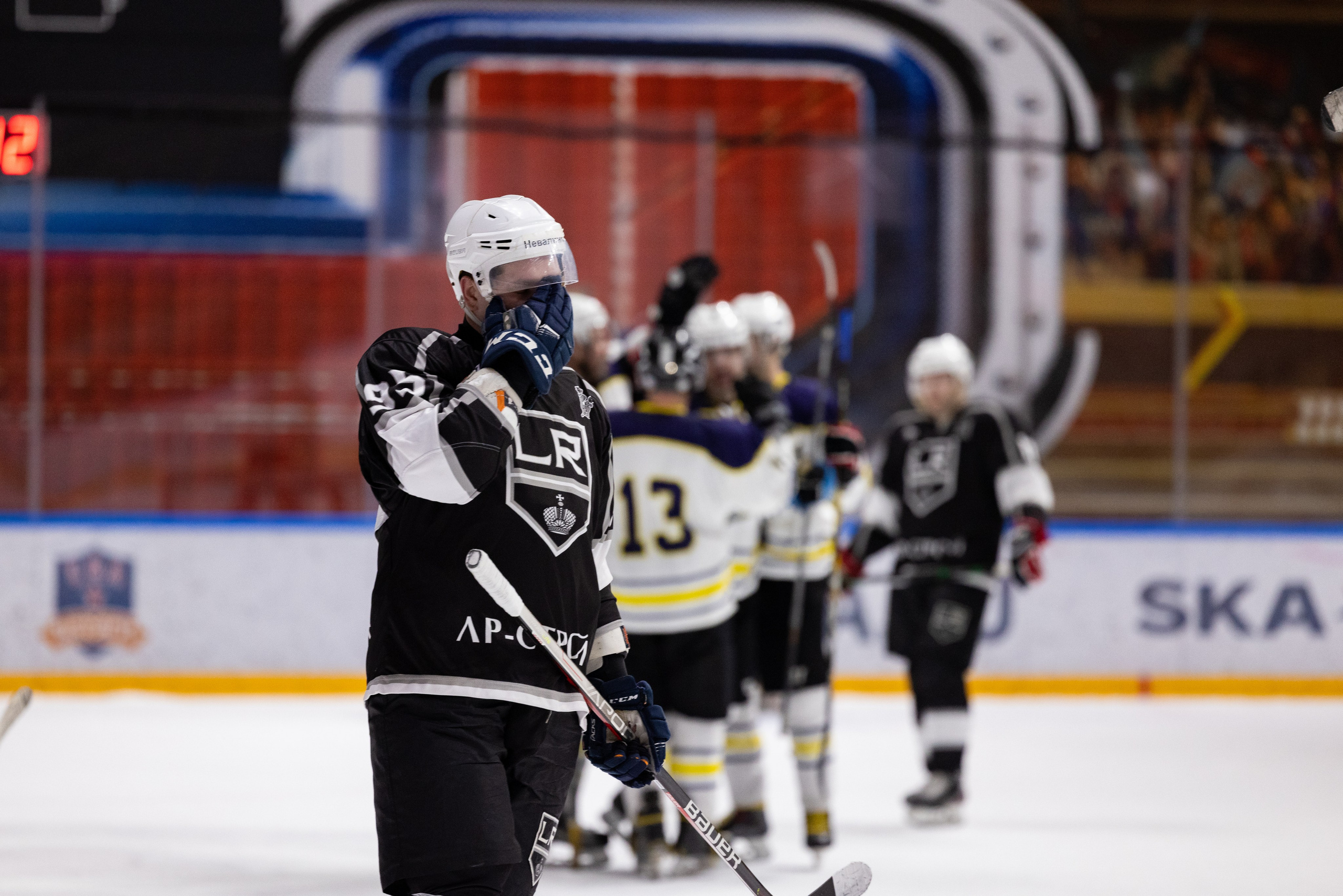 Бульдозер vs. LR-строй. Фотограф Александр Заломаев