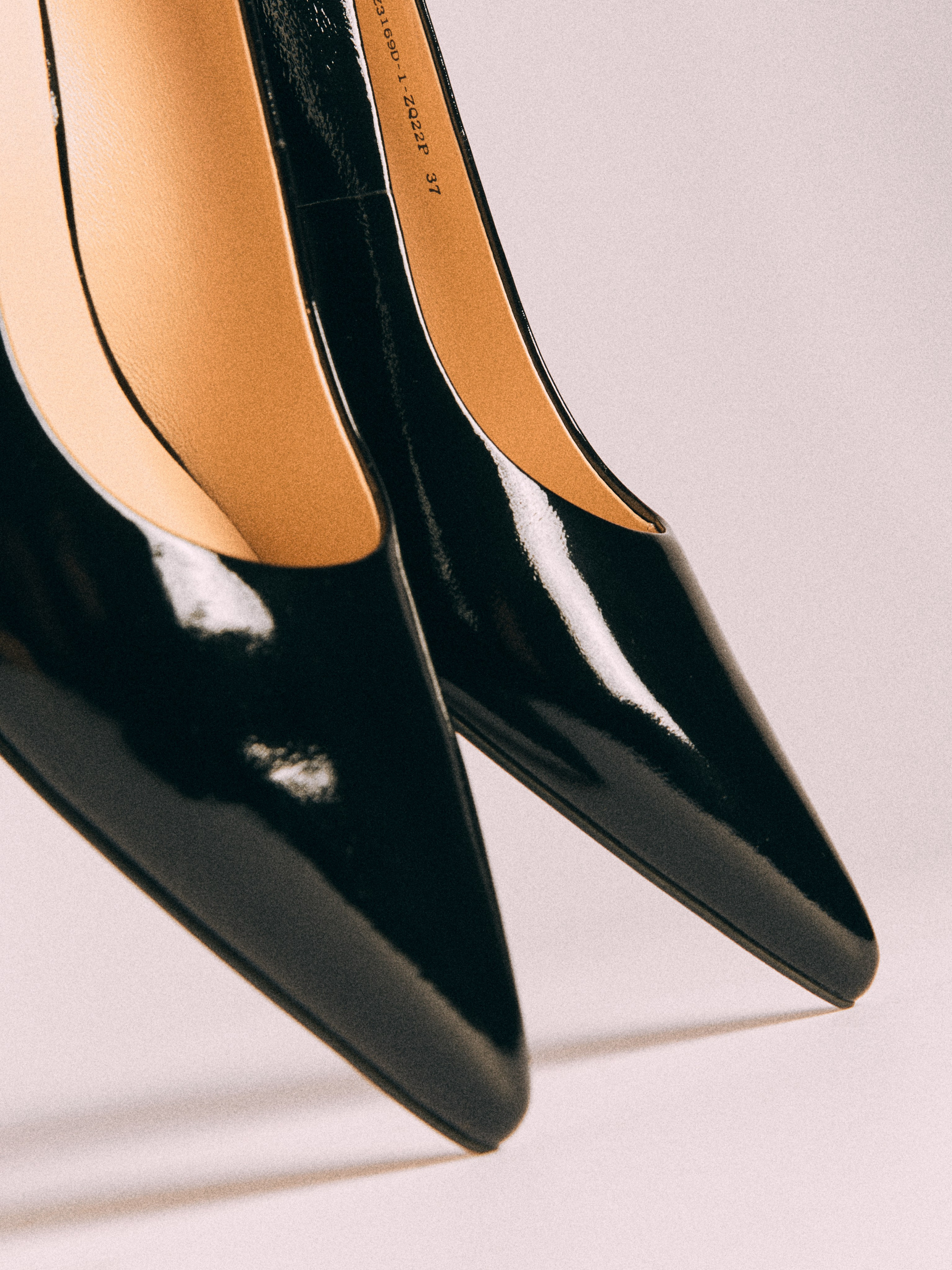 Предметный фотограф в Москве Евгений Шубин