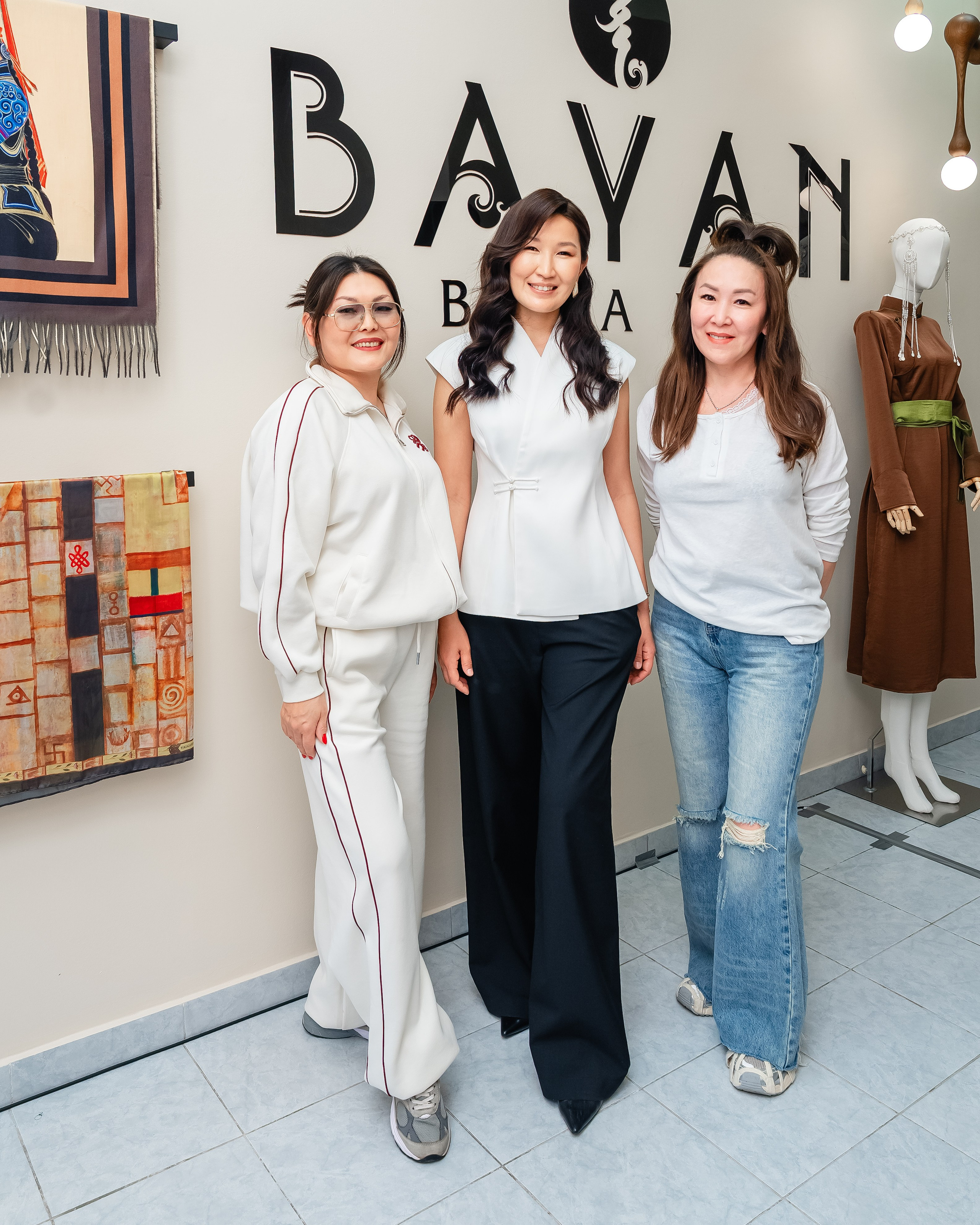 Открытие магазина «BayanBrand@. Фотограф и видеограф в Улан-Удэ: Аюна Габагуева и Артём Шаханов