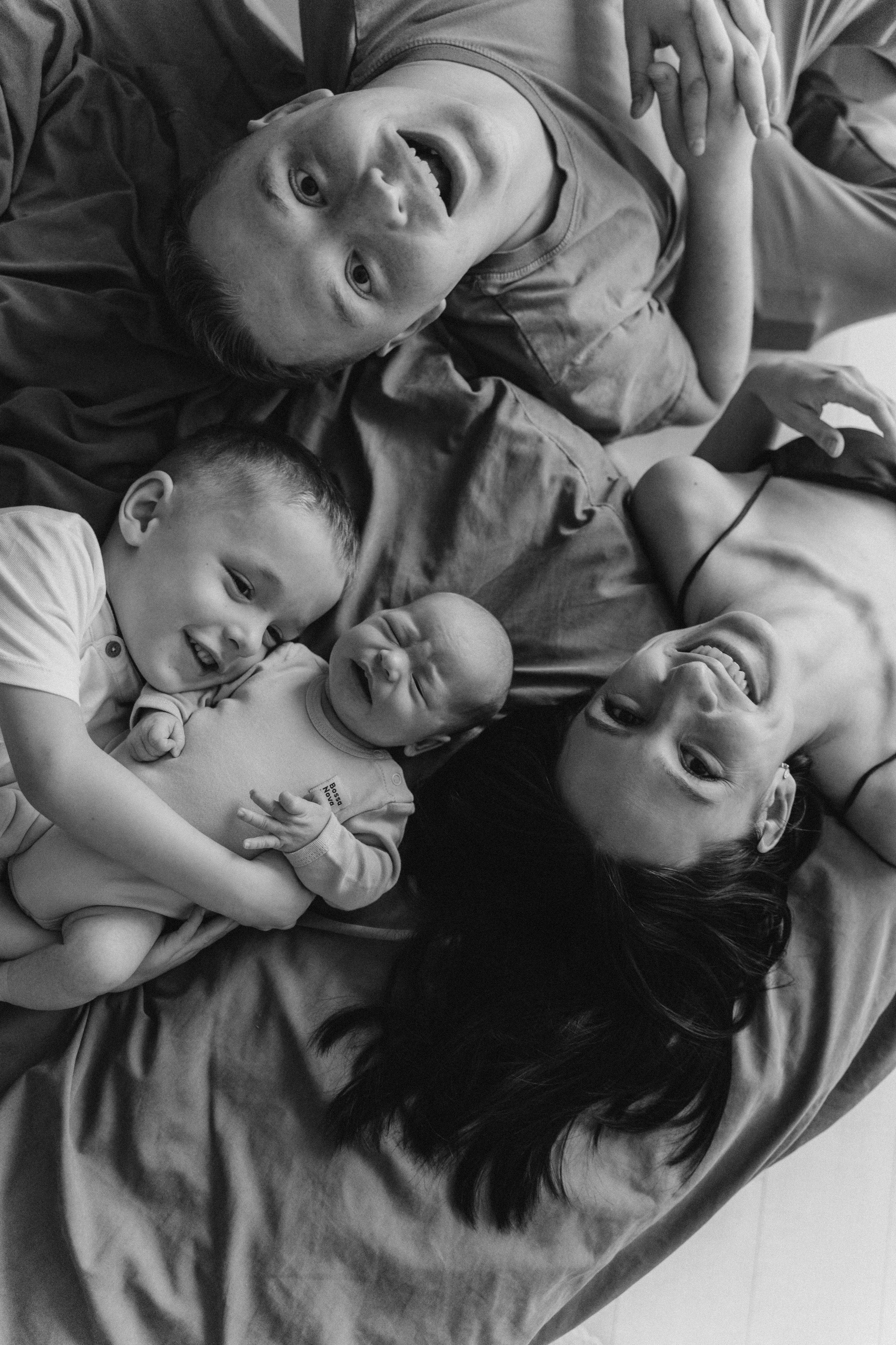 Вова, Маша, Юра и Стеёпа. Волик Мария