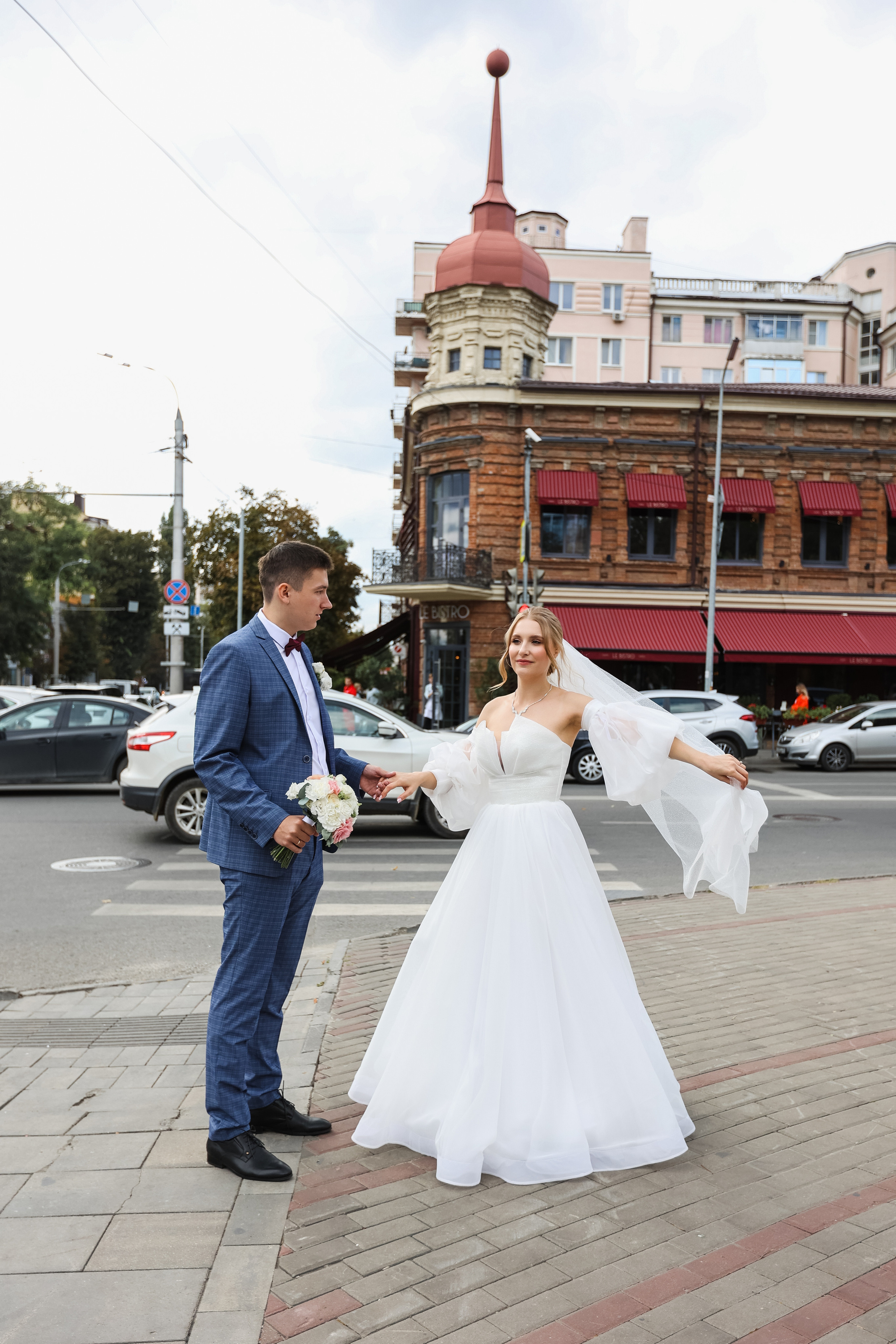 Илья и Кристина. Главная