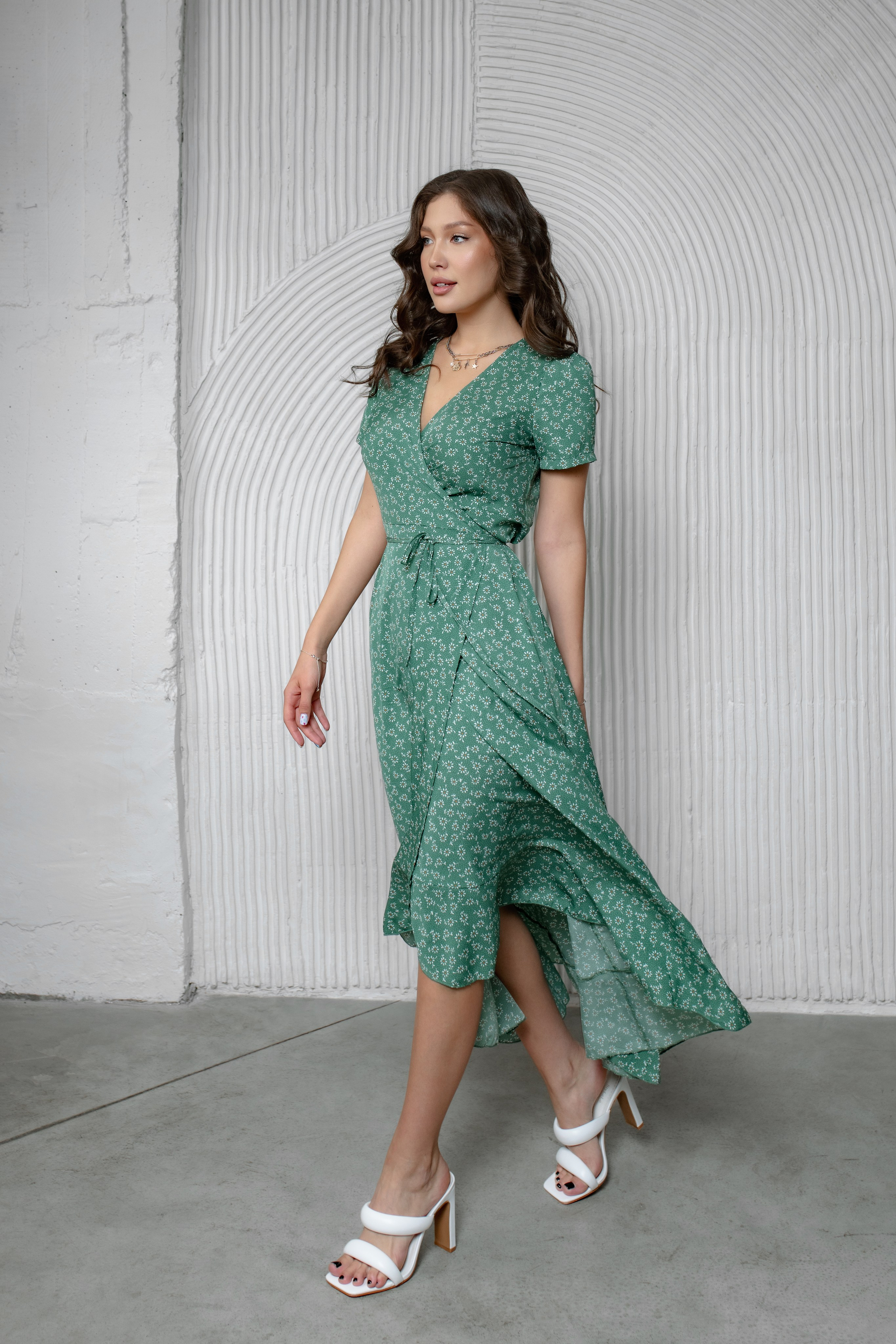 Съёмка одежды для маркетплейсов. Свадебный фотограф Екатеринбург/Челябинск — Любовь Волохова