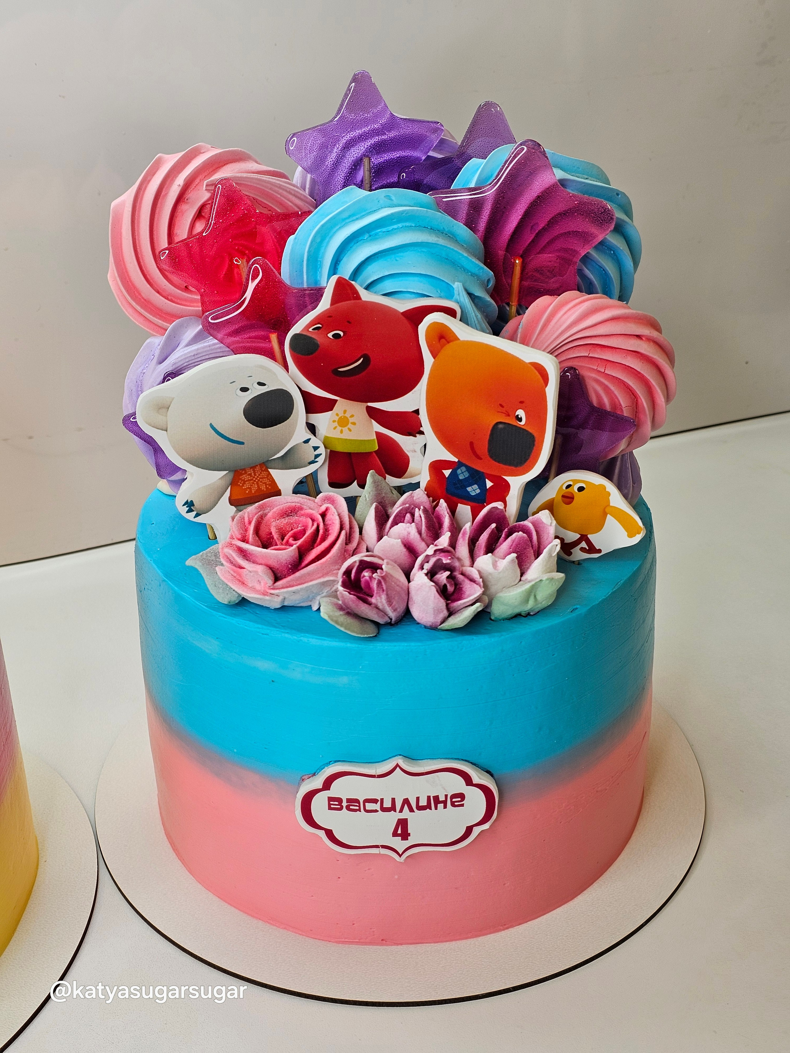 Торты. Katyasugarsugar капкейки, зефир, торты Москва