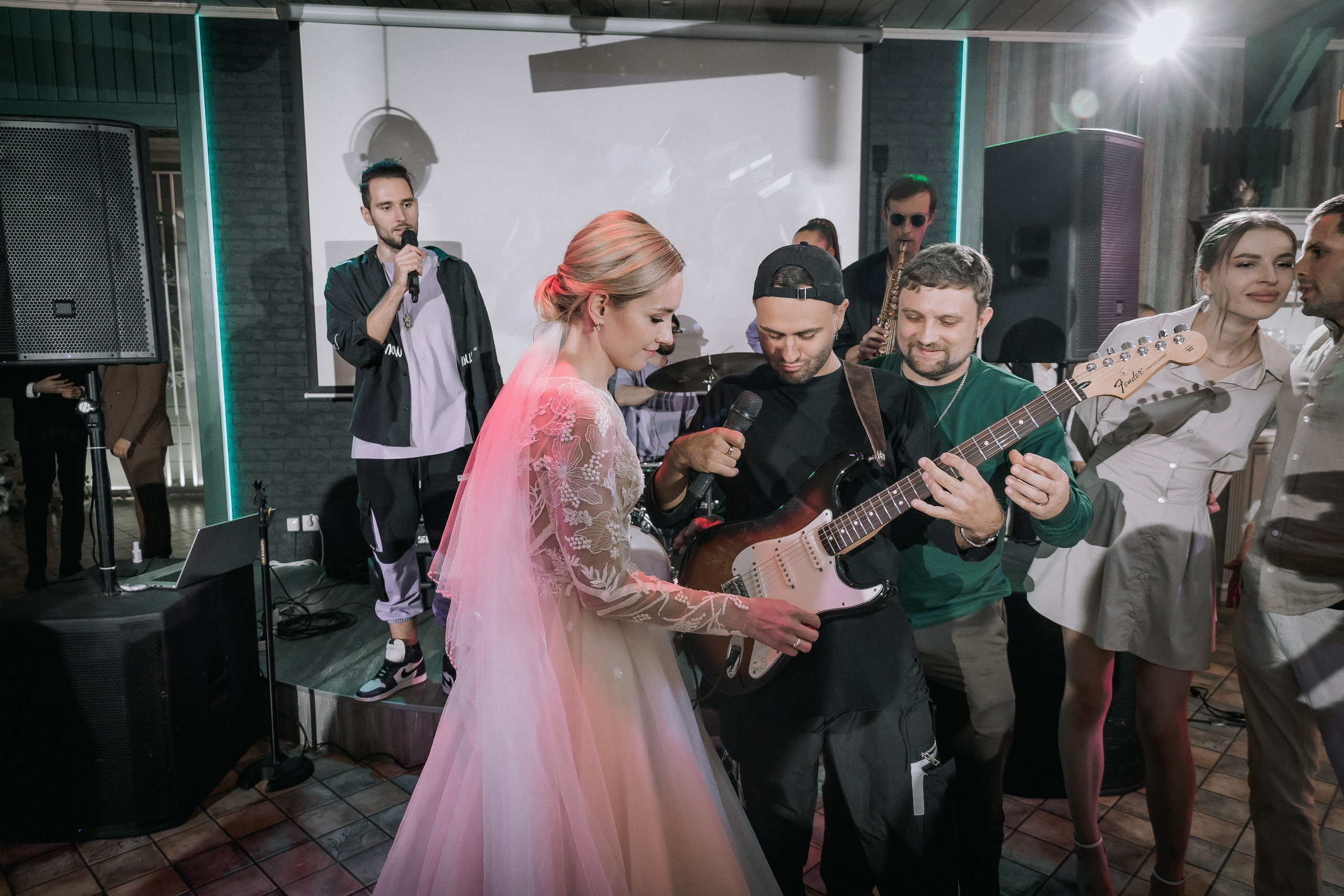 Свадебный день. Дарья и Джем. Свадебная фотография. Арина Рубах