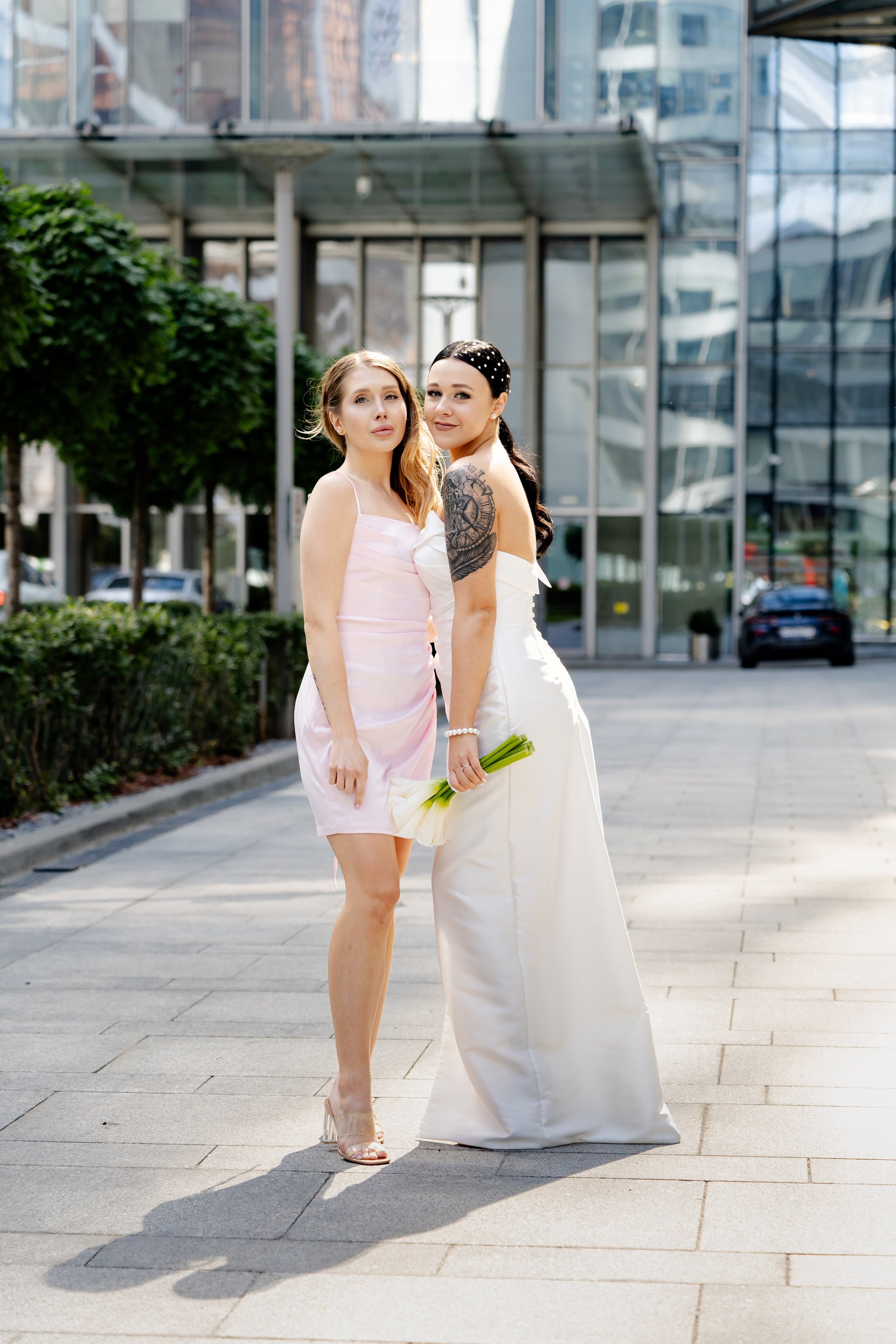 Невеста с подружкой Свадебная фотосессия Москва