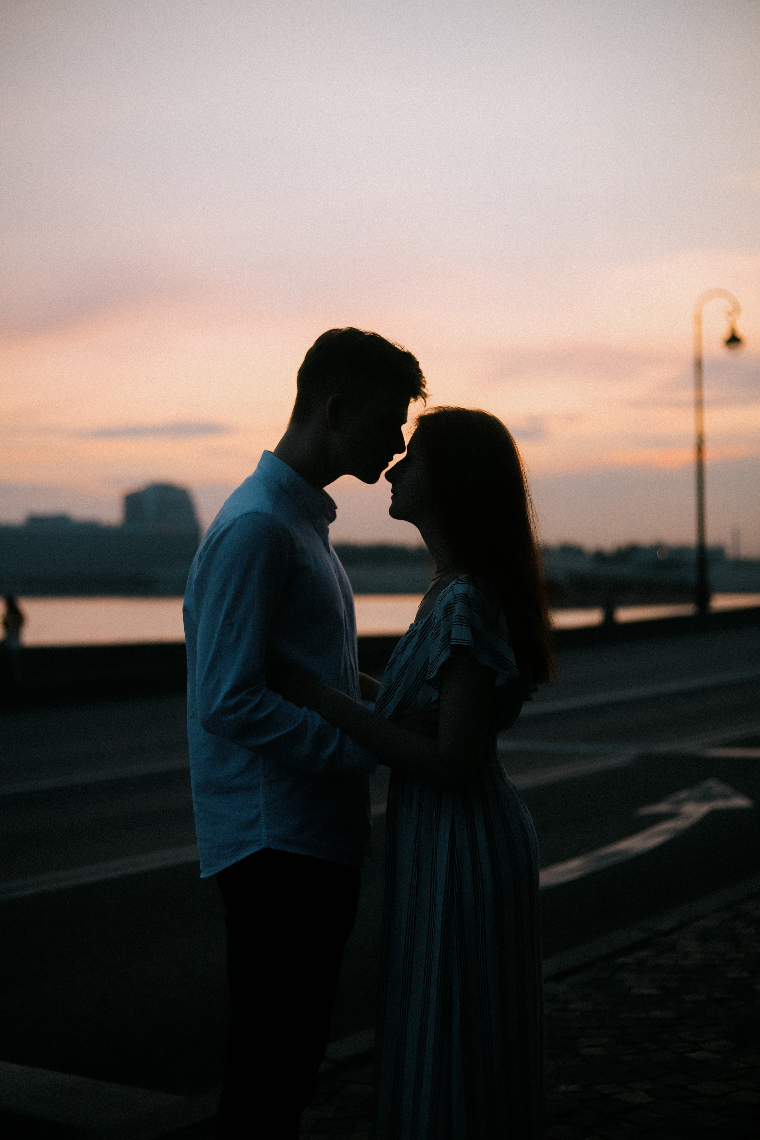 Artem & Tanya. Raised bridges. Портретный и концептуальный фотограф в Санкт-Петербурге Роман Башкиров