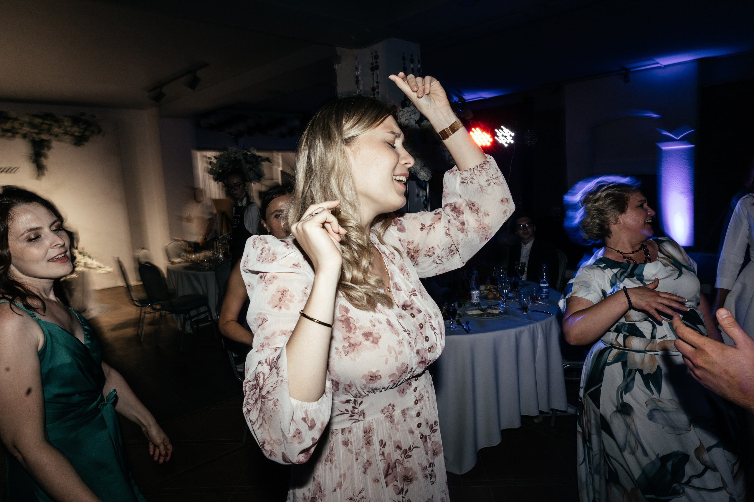 Свадебный фотограф Уфа — Руслан ГабдлисламовЖивые эмоции, красивые кадры, воспоминания на всю жизнь.Работаю по всей Республике Башкортоста. Свадебный фотограф Уфа Руслан Габдлисламов