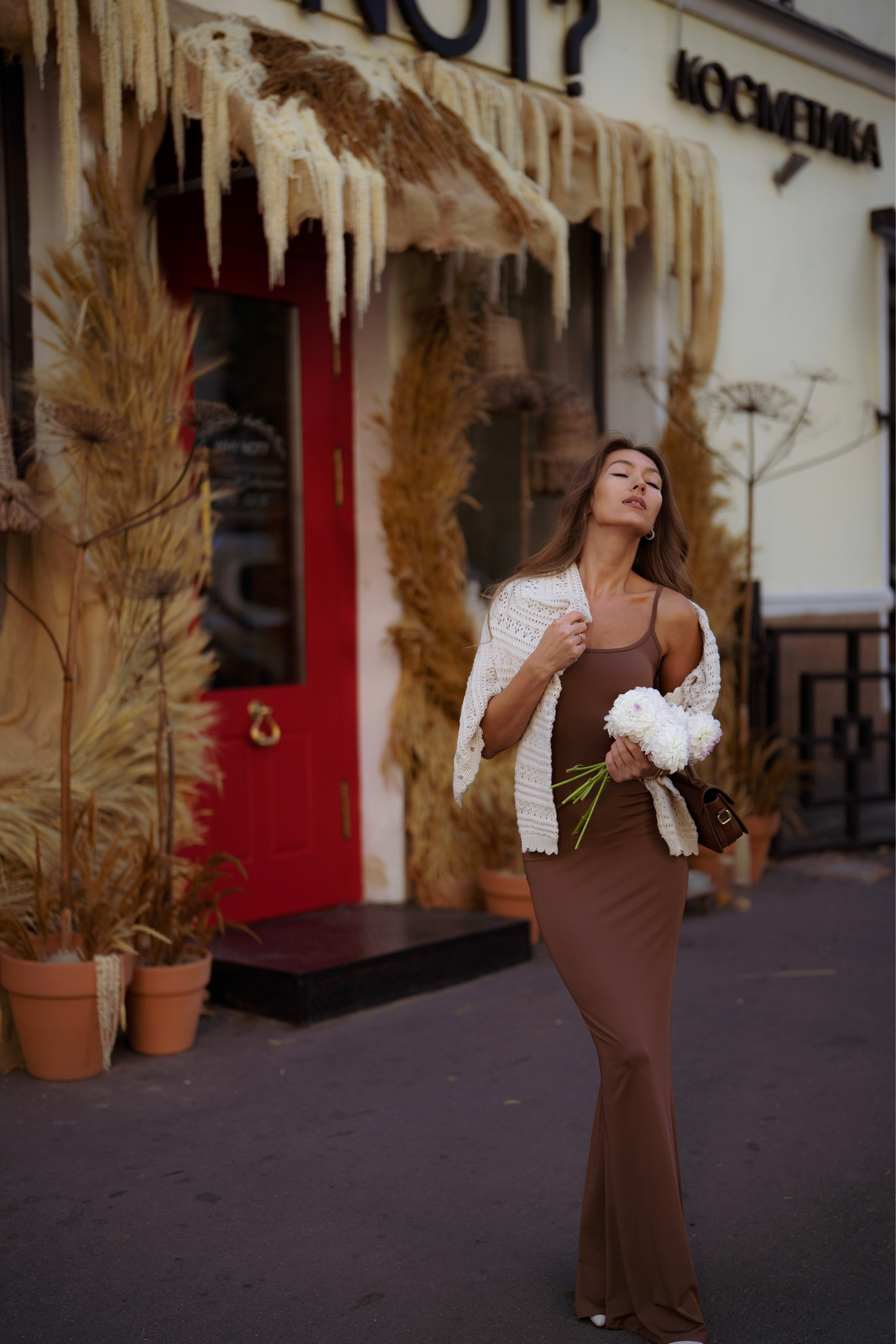 Девушка с цветами. Ваш фотограф Tetiana Kolos, найду самый удачный ракурс и словлю момент