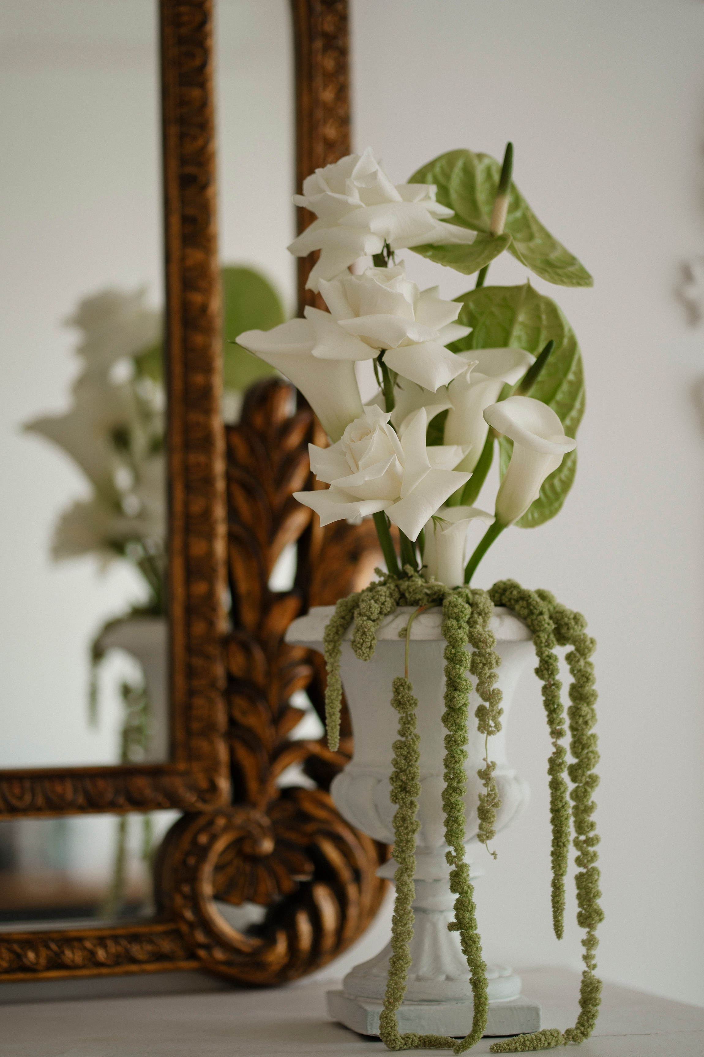 "Свадебная фотосессия в Пензе: нежный образ невесты в студии".