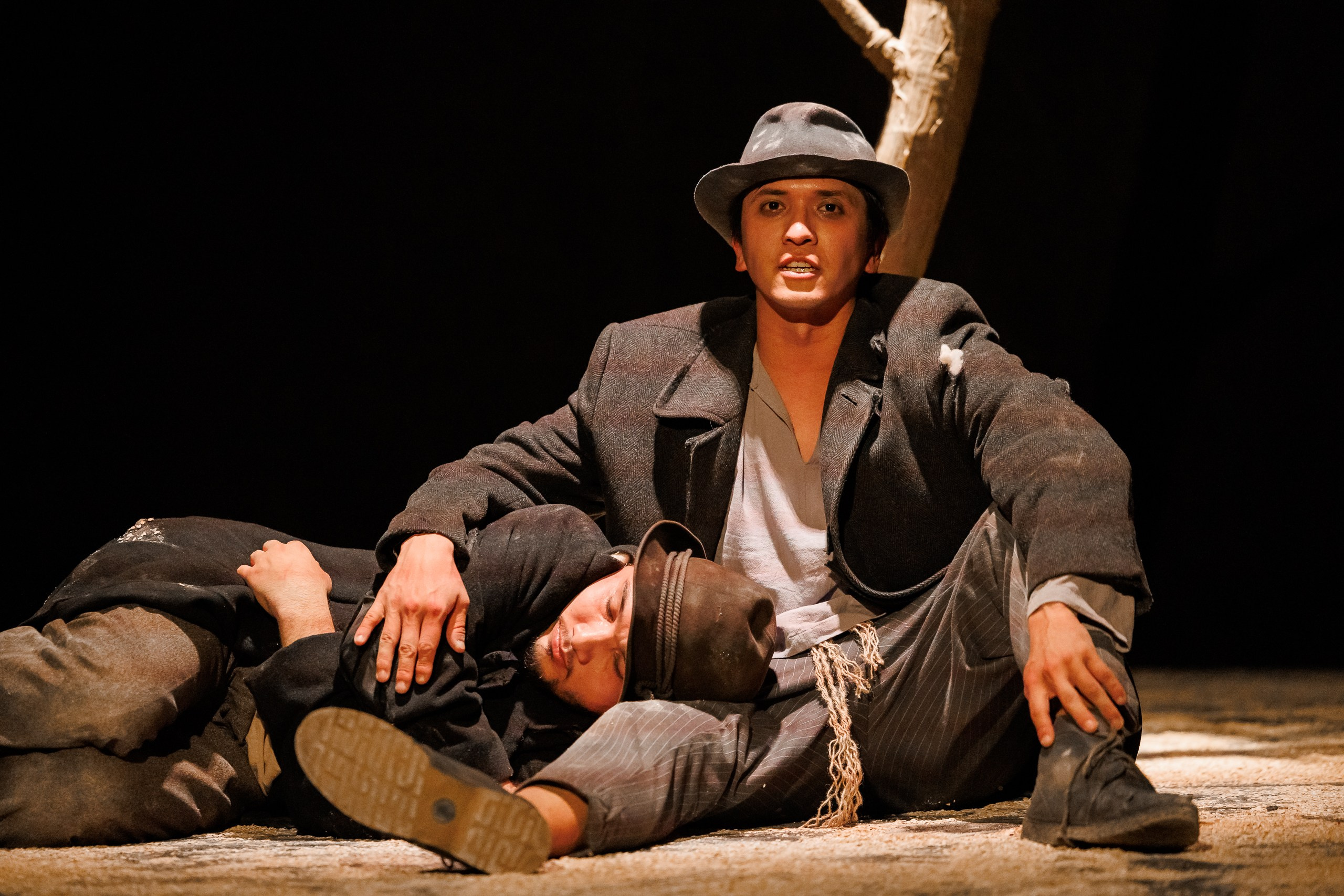 Спектакль «В ожидании Годо» от театра Д. Лица в СПб. Фотограф в Санкт-Петербурге — Сергей Петров