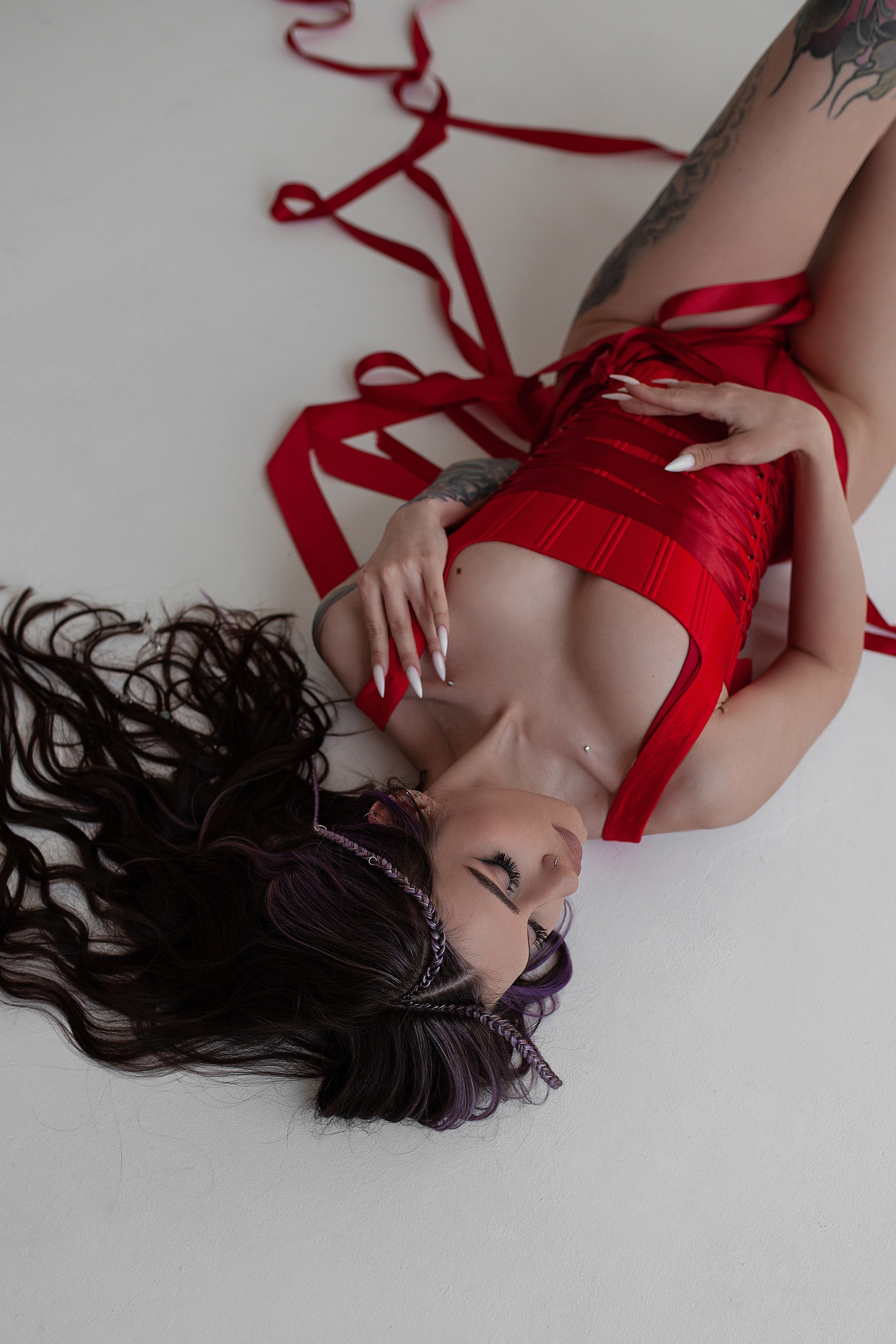 Корсет 'Crimson'. Лиза Бродская — фотограф в Москве