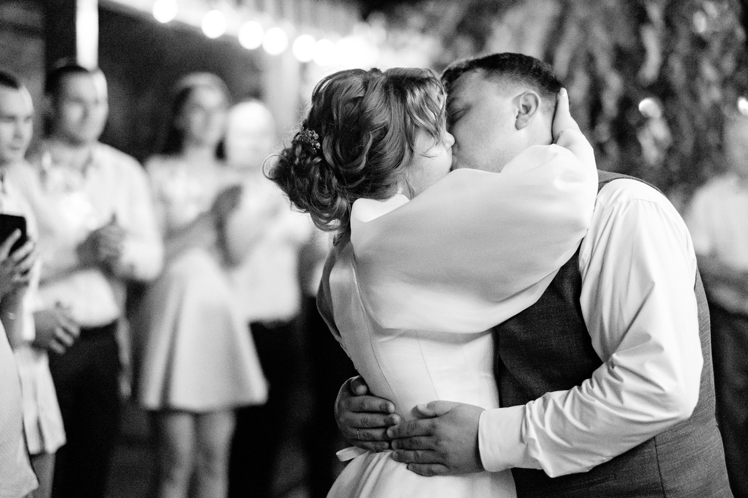 Виктор и Анна. Свадебный фотограф | репортаж | праздники | крещение