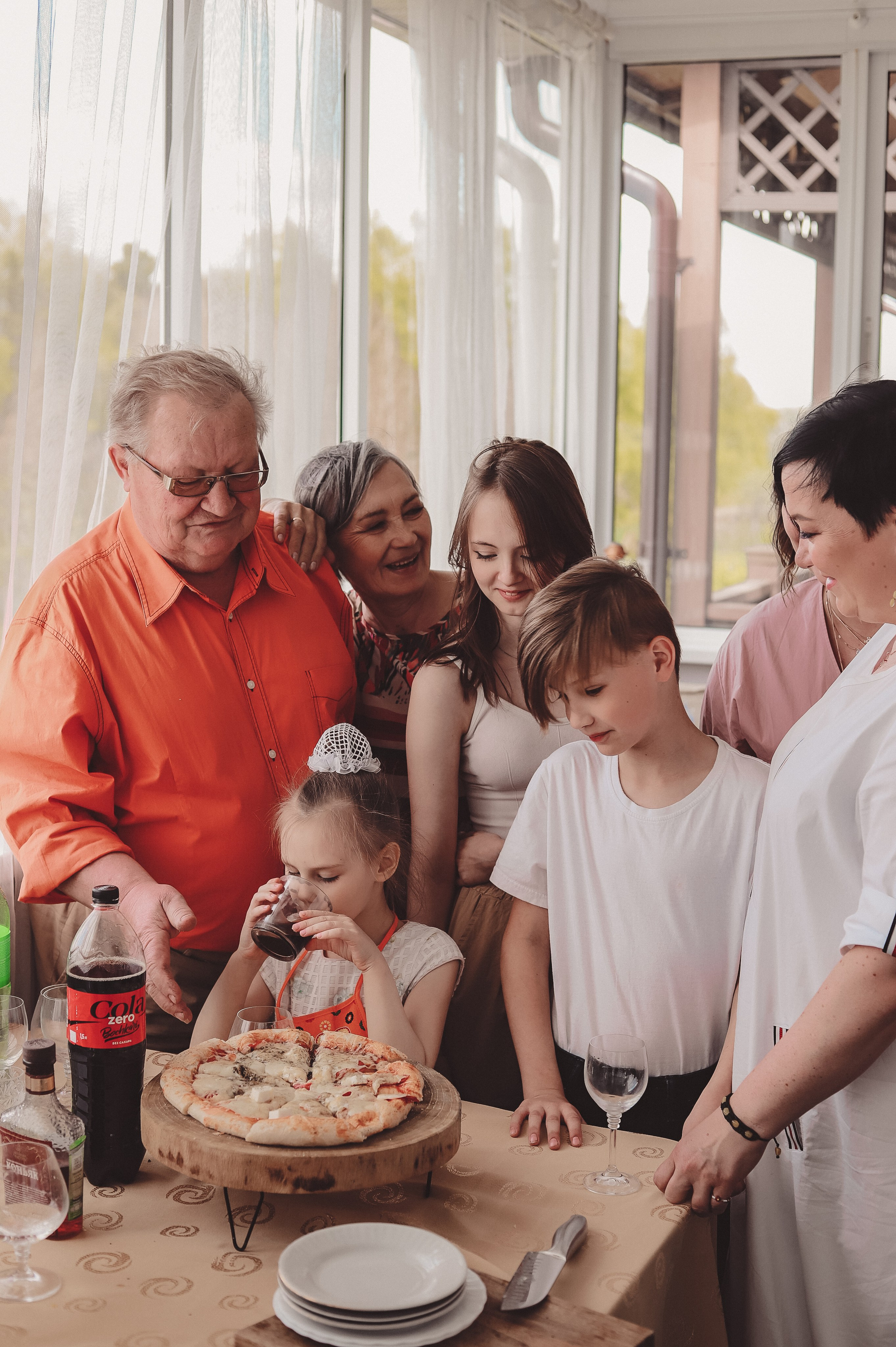 Домашняя фотосессия - Большая красивая семья летом. Семейный и женский фотограф Кемерово Мария Степ