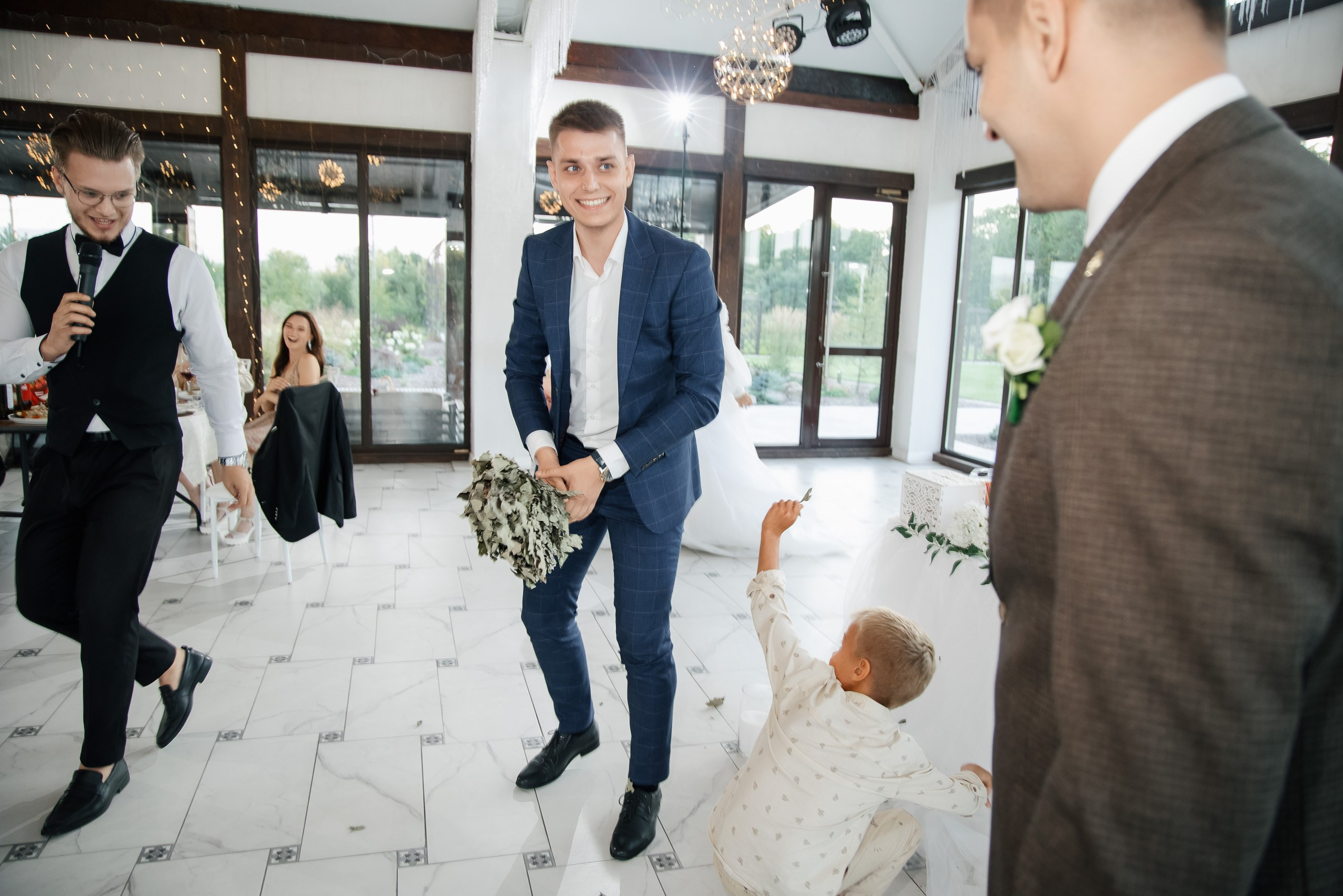 Кристина и Александр. Resches garten. Полный день. Свадебный фотограф в Хабаровске