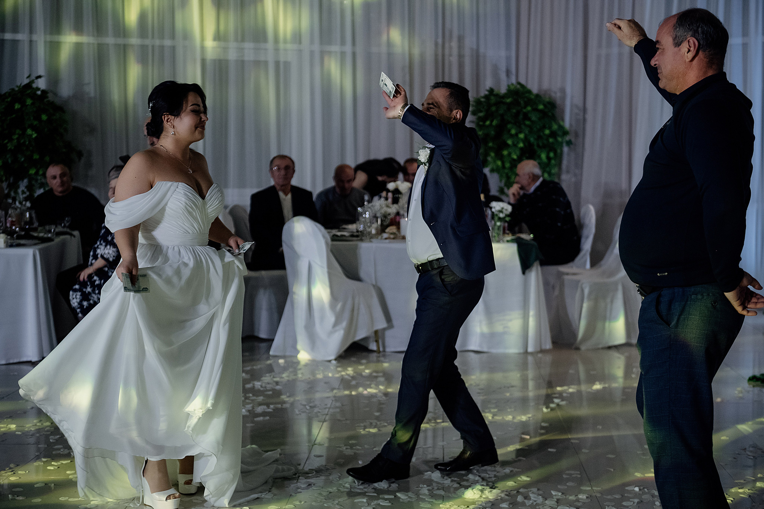 Диана и Геннадий. Свадебный фотограф Новороссийск Марина КрамарИна Полещук