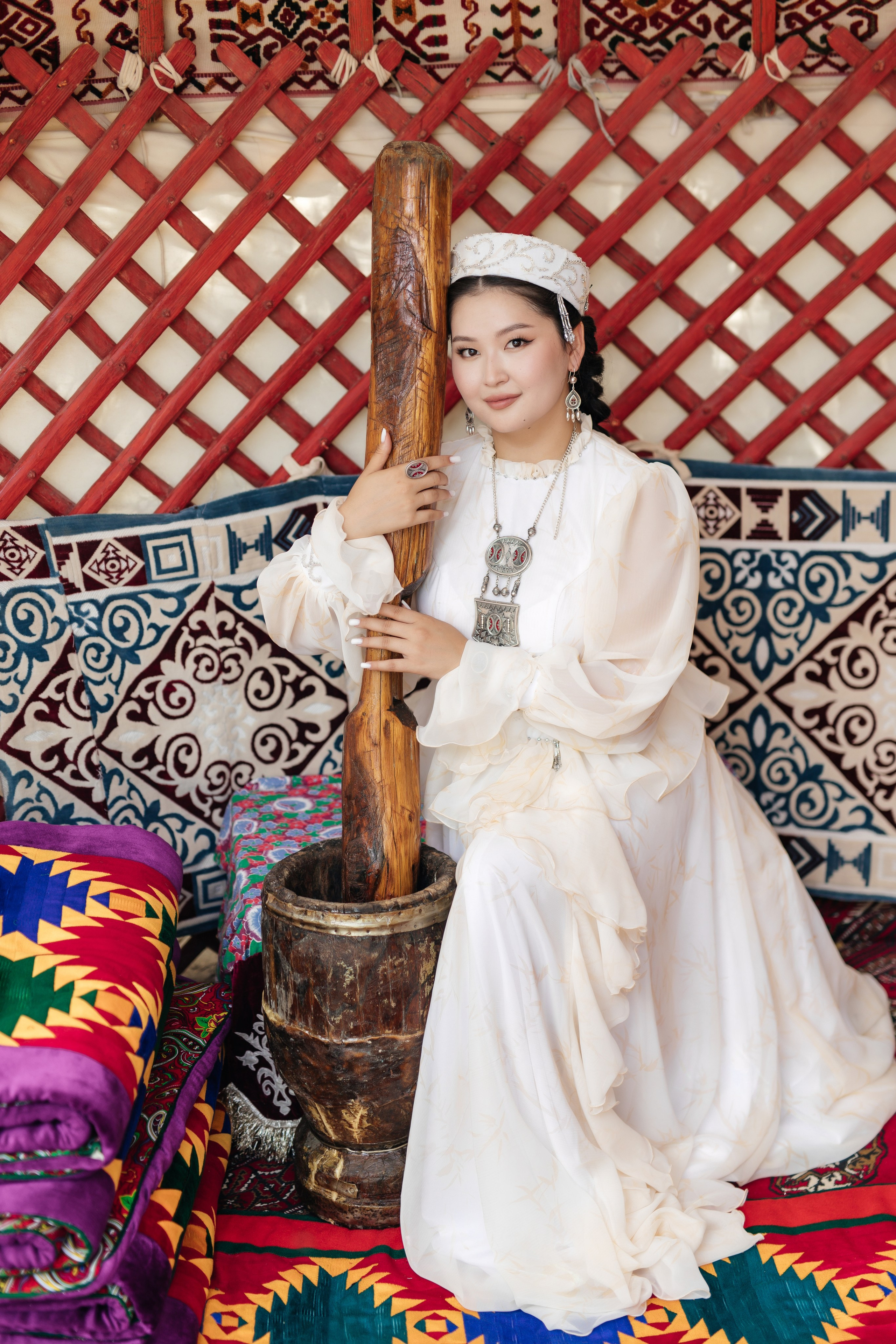 Aynur — syrğa salu. Wedding and Love story Photographer