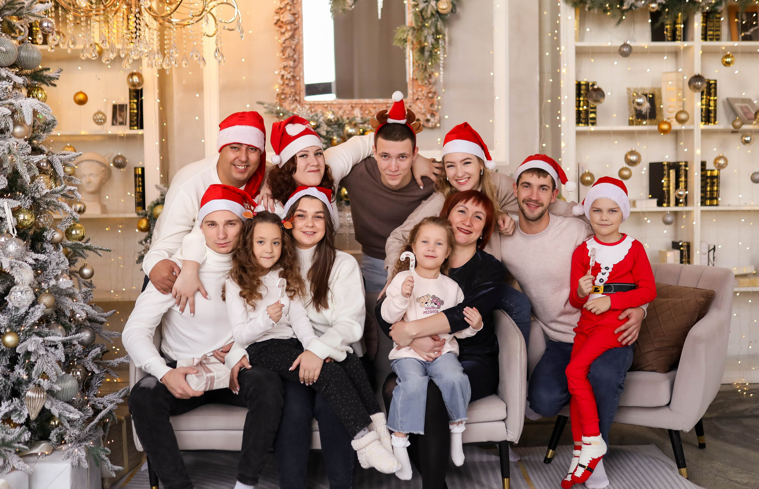 Семейная съёмка в зале вайт и Флет. ФОТОГРАФ ХАБАРОВСК АНАСТАСИЯ РАЧЕНКОВА