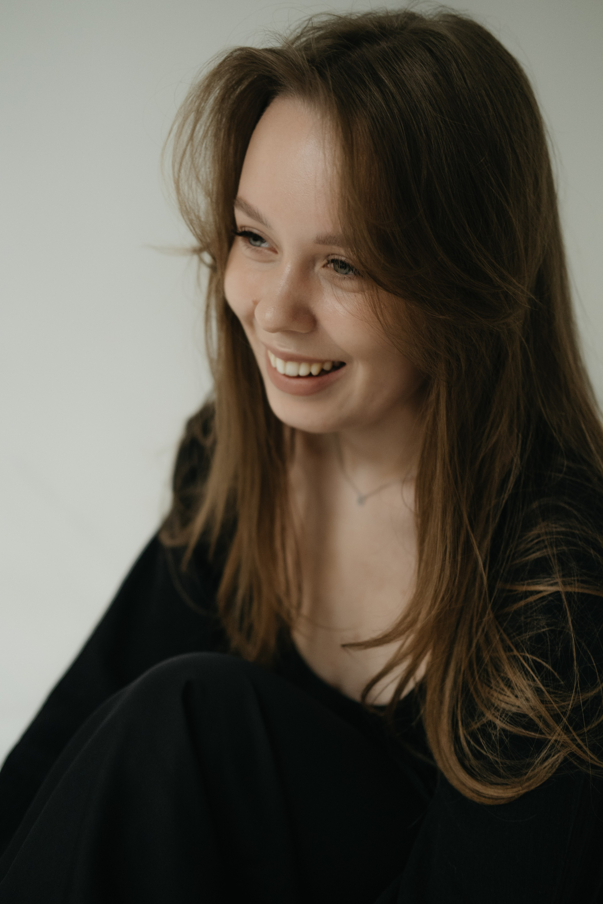 Женский портрет: Динара. Обо мне