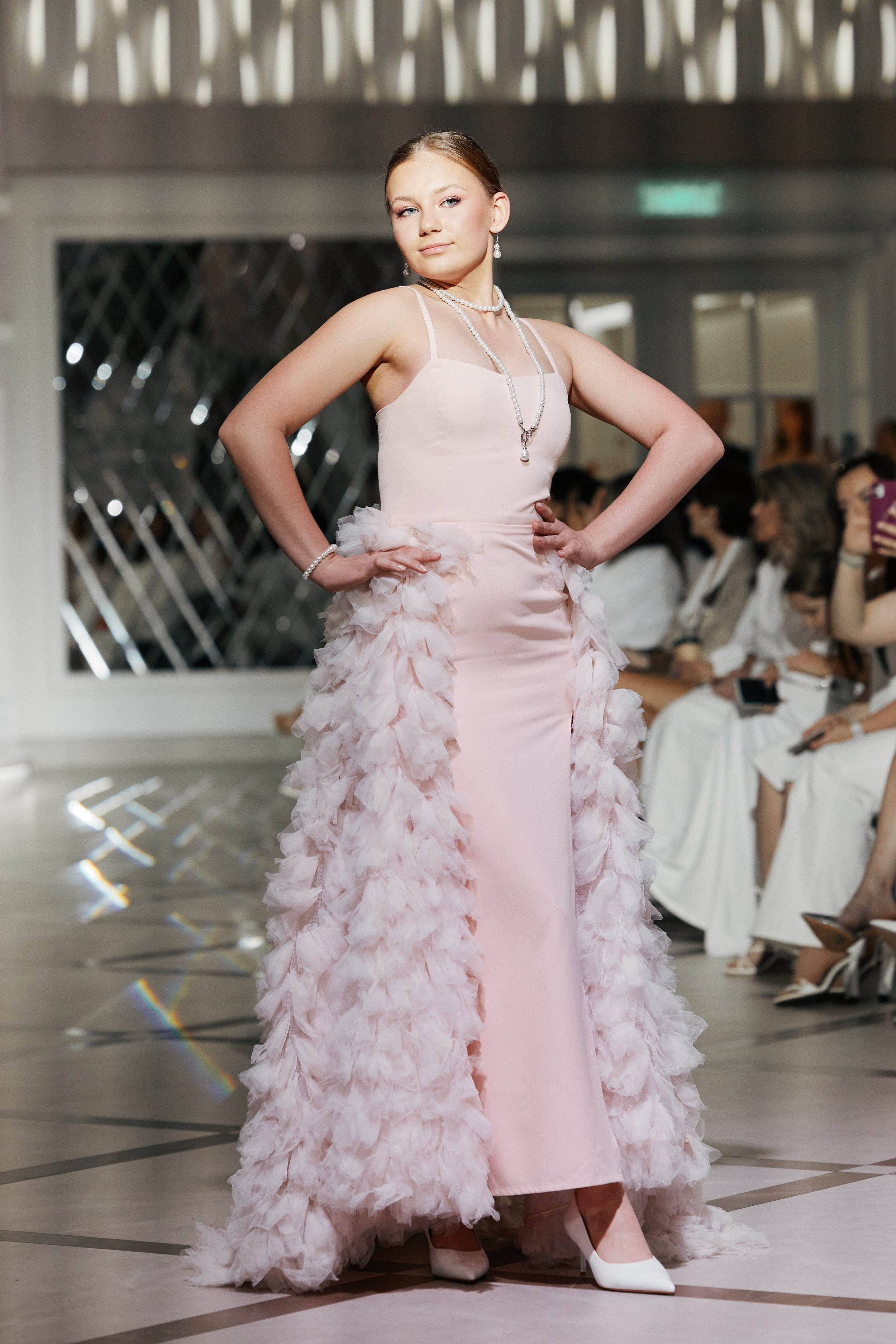 KRASNODAR FASHION WEEK 14.06. Свадебный репортажный фотограф краснодар максим дремов дрёмов фотосессия студия цена