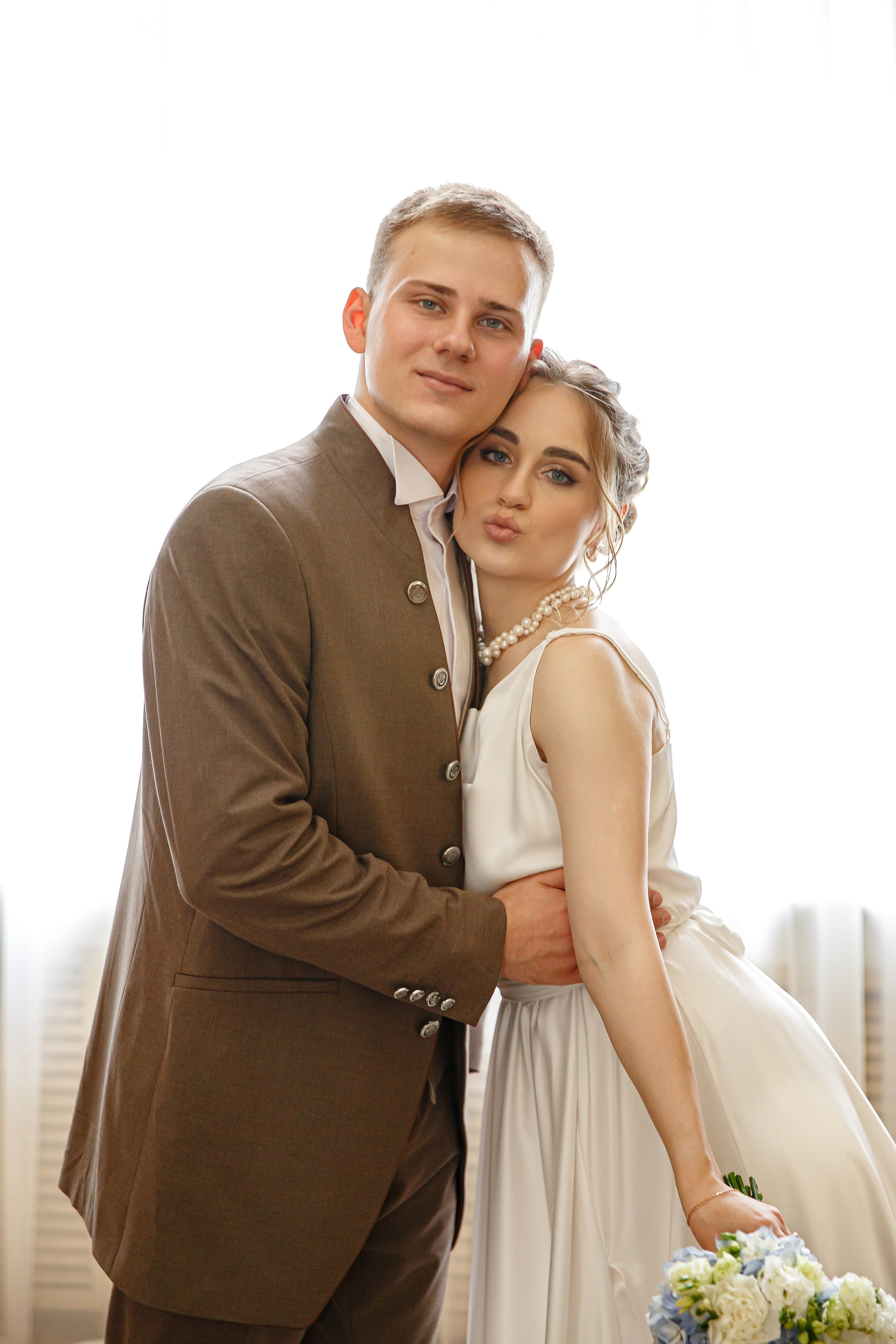 Свадебная фотосессия в городе и в фотостудии. Свадебный фотограф Москва и МО Сергей Киржаев