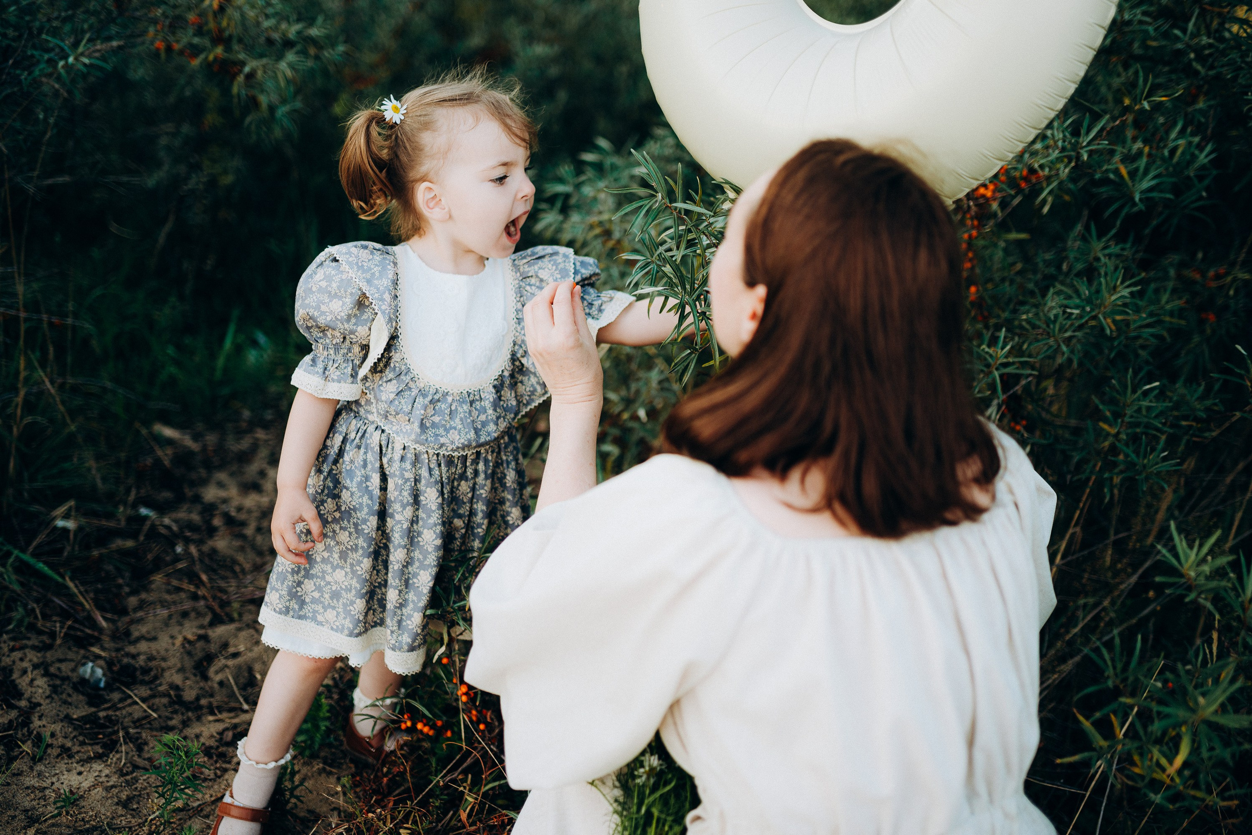Наташа и Анюта на заливе. Семейный и детский фотограф в Новосибирске и Краснообске — Анна Ким