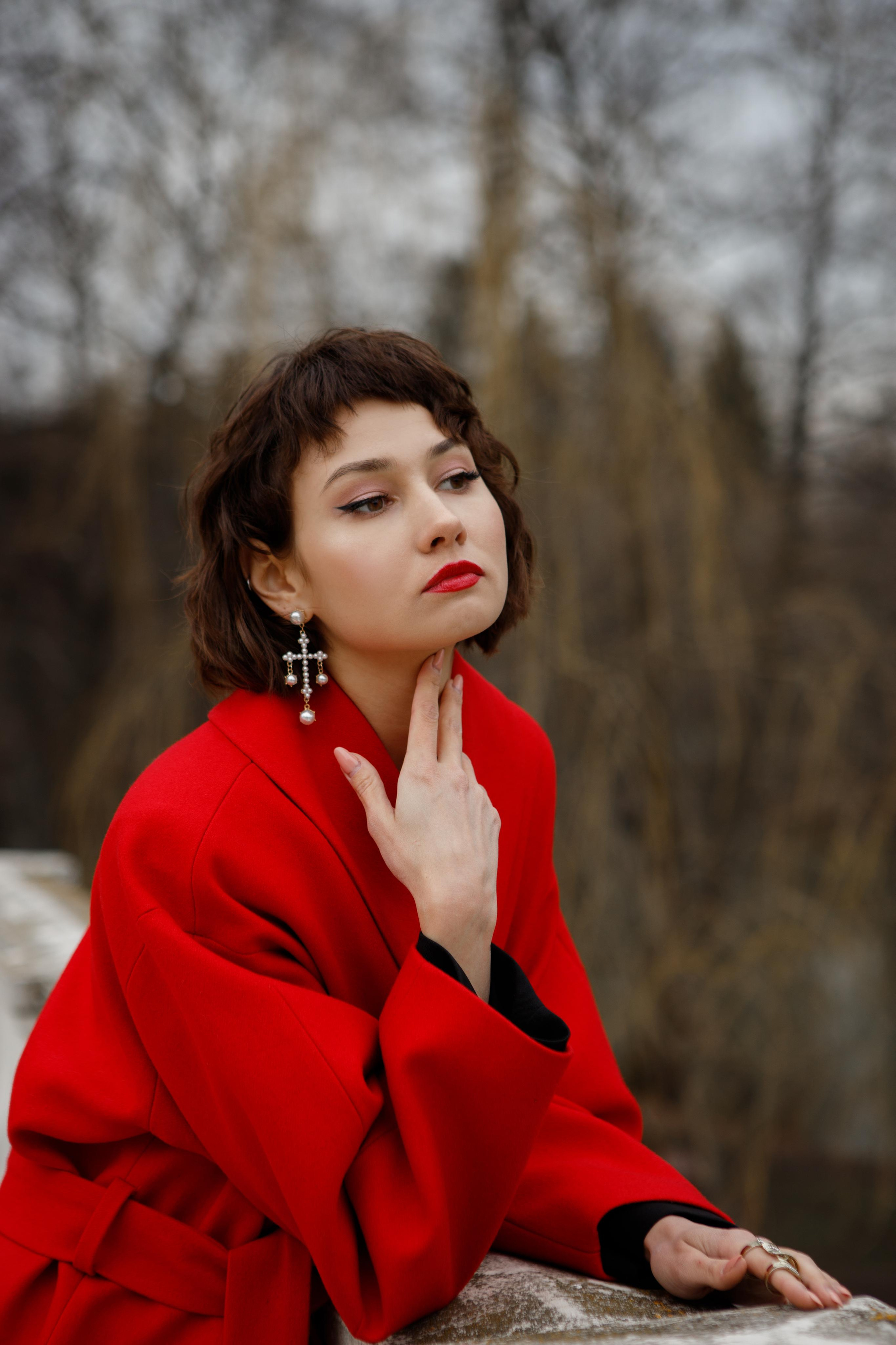 Девушка в красном. Свадебный фотограф Алена Полянская