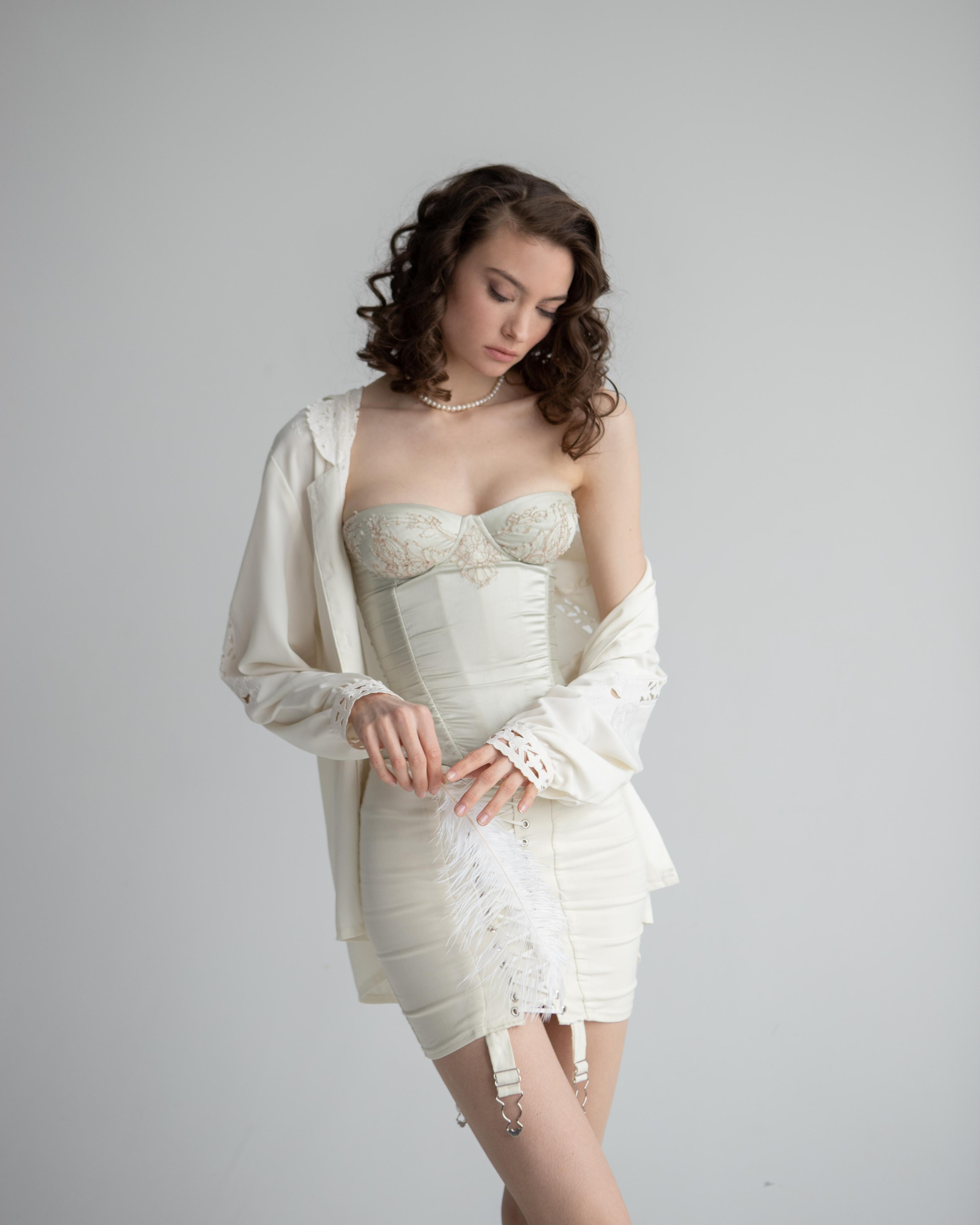 Девушка в белом. Свадебный фотограф Алена Полянская