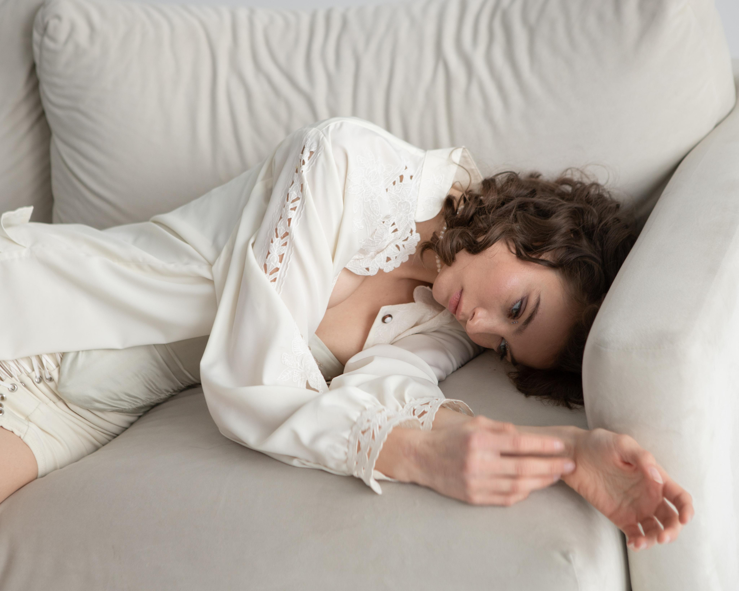 Девушка в белом. Свадебный фотограф Алена Полянская