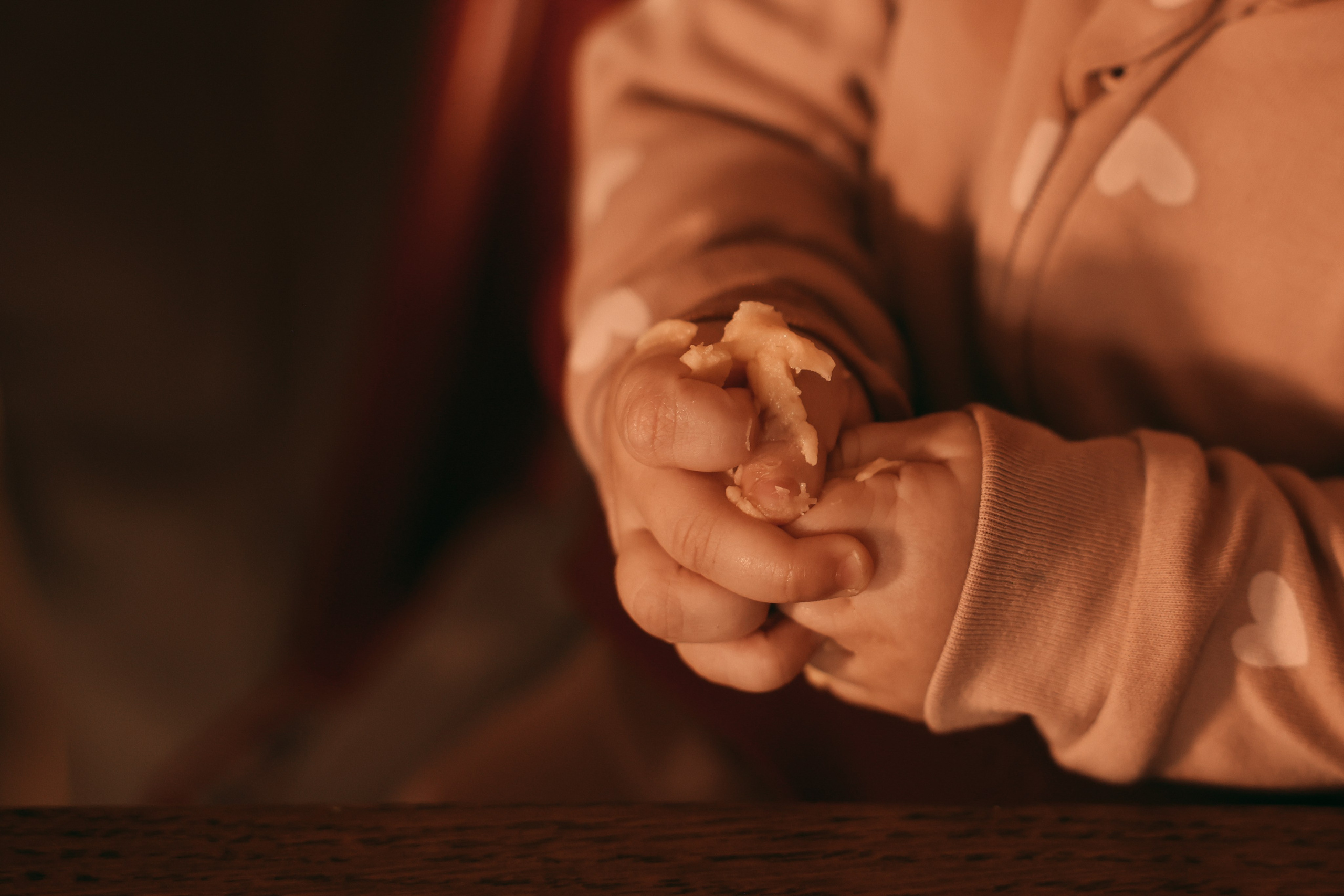 Новогоднее печенье всей семьей. Ваш семейный newborn и lifestyle фотограф в СПБ Наталья Журавлева