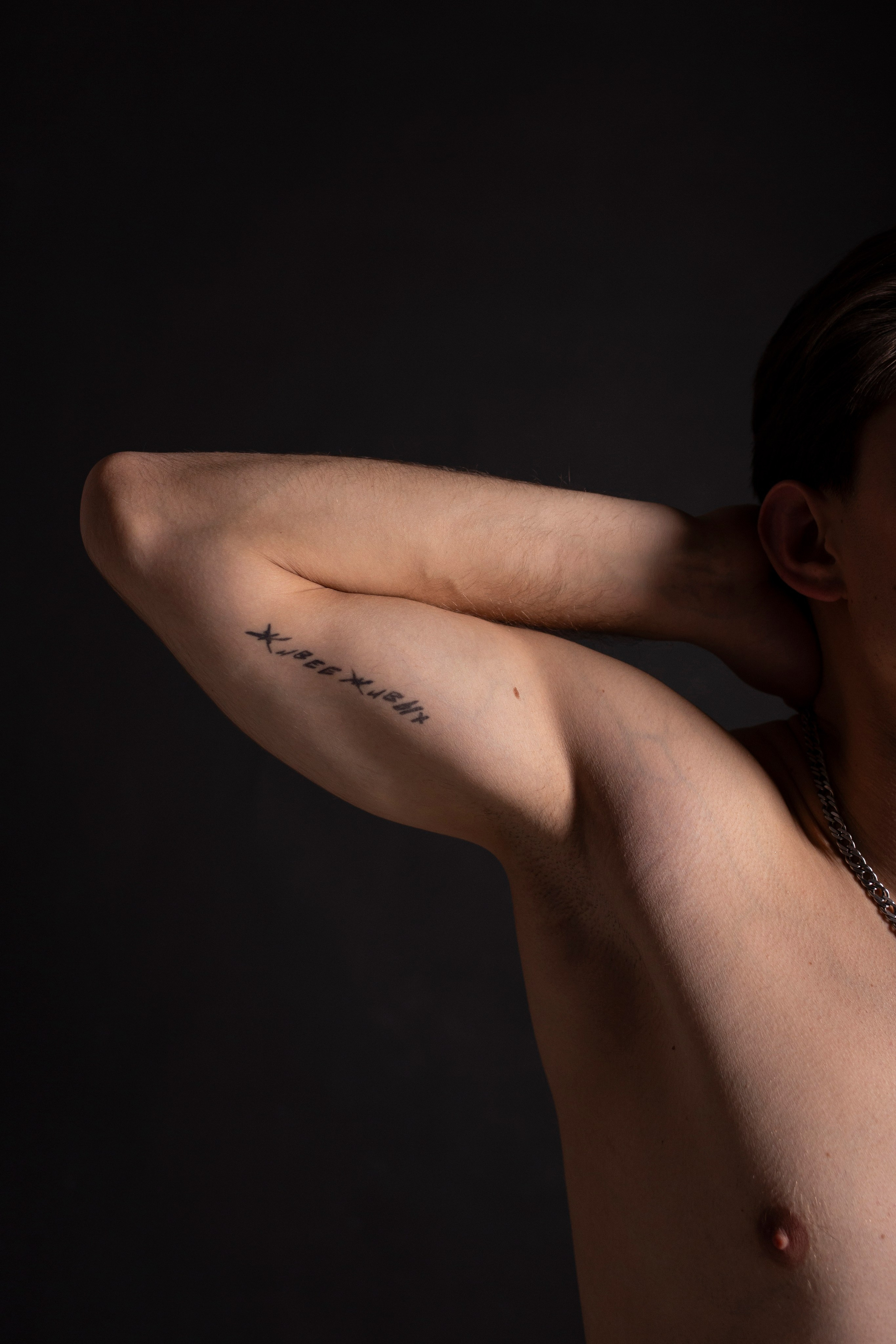 Мужская студийная фотосессия в Воронеже. Фотограф Анастасия Мухитдинова