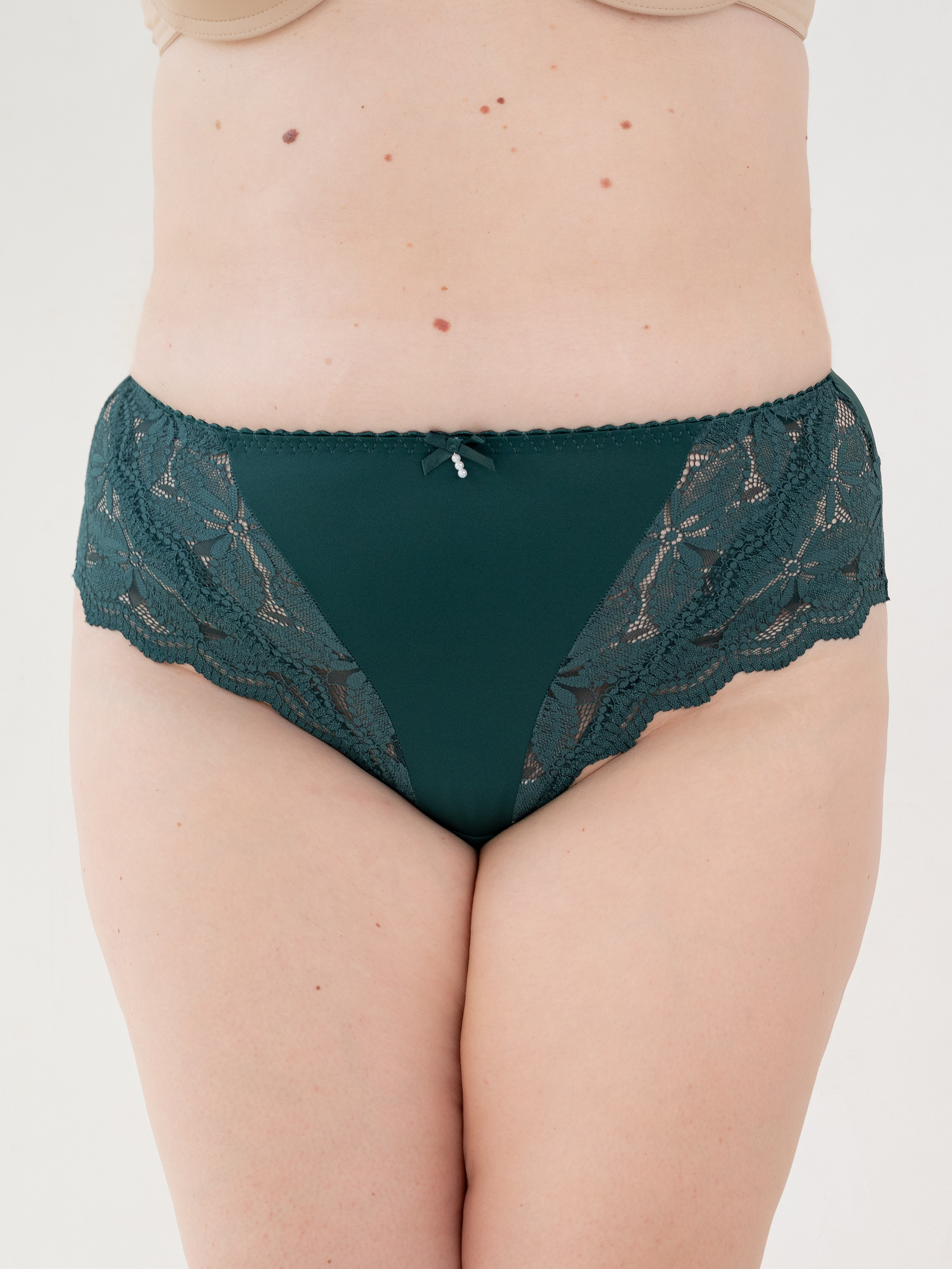 Женское нижнее белье plus size серия 2. Предметный фотограф, фото для маркетплейсов Пятигорск, КМВ