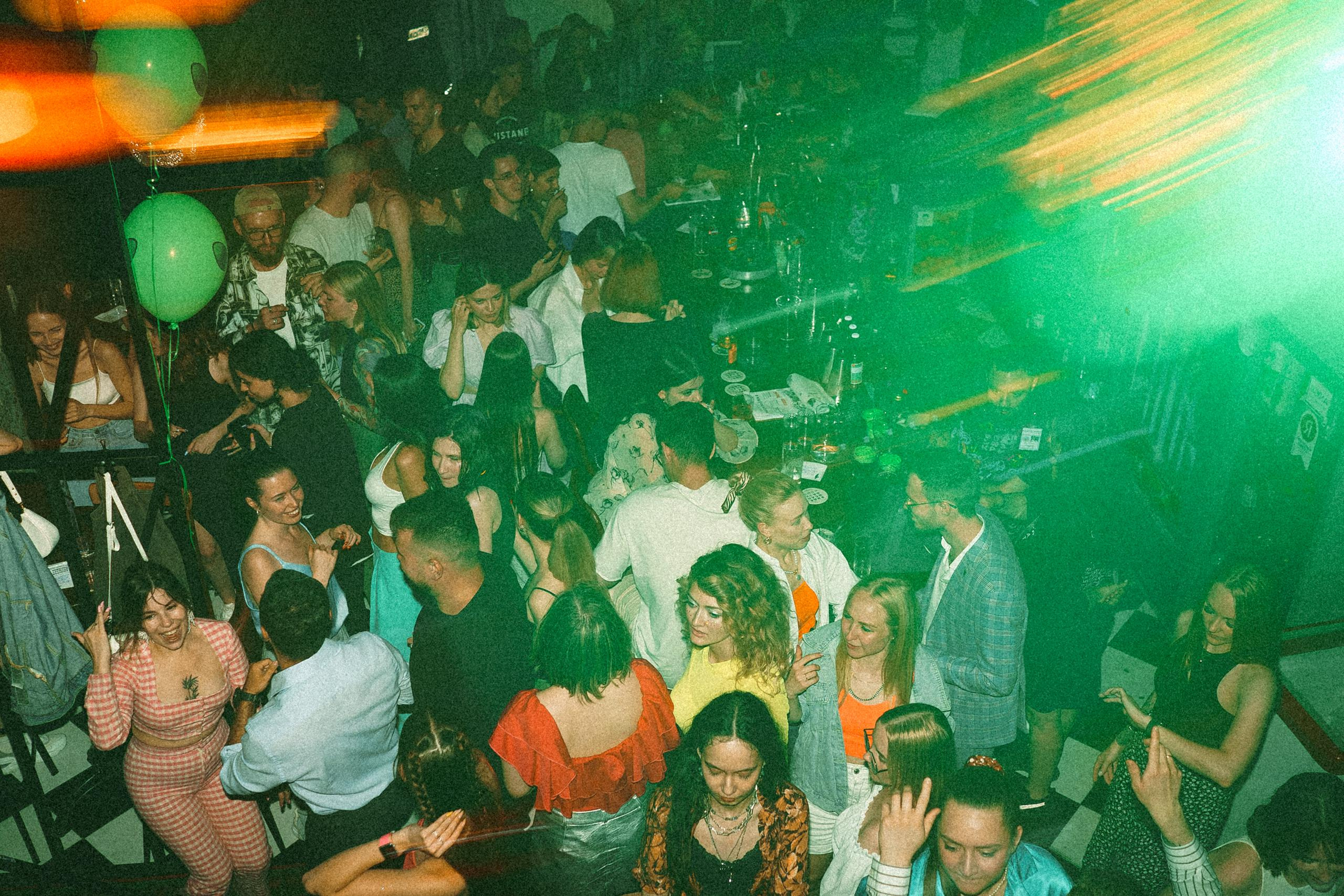 Бар Видеосалон Закрыт. Birthday party. Фотограф Николай Владимиров