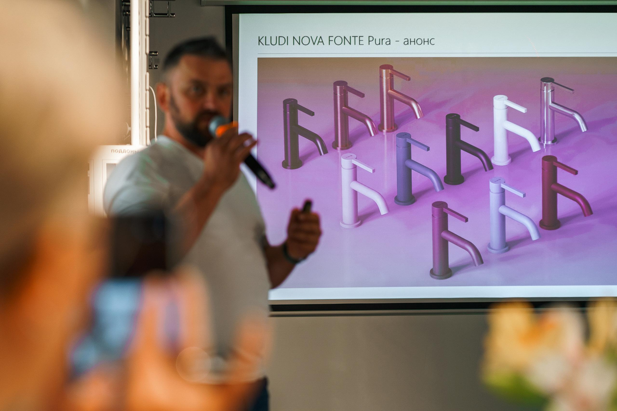 Салон «Мосплитка». Фотограф Николай Владимиров