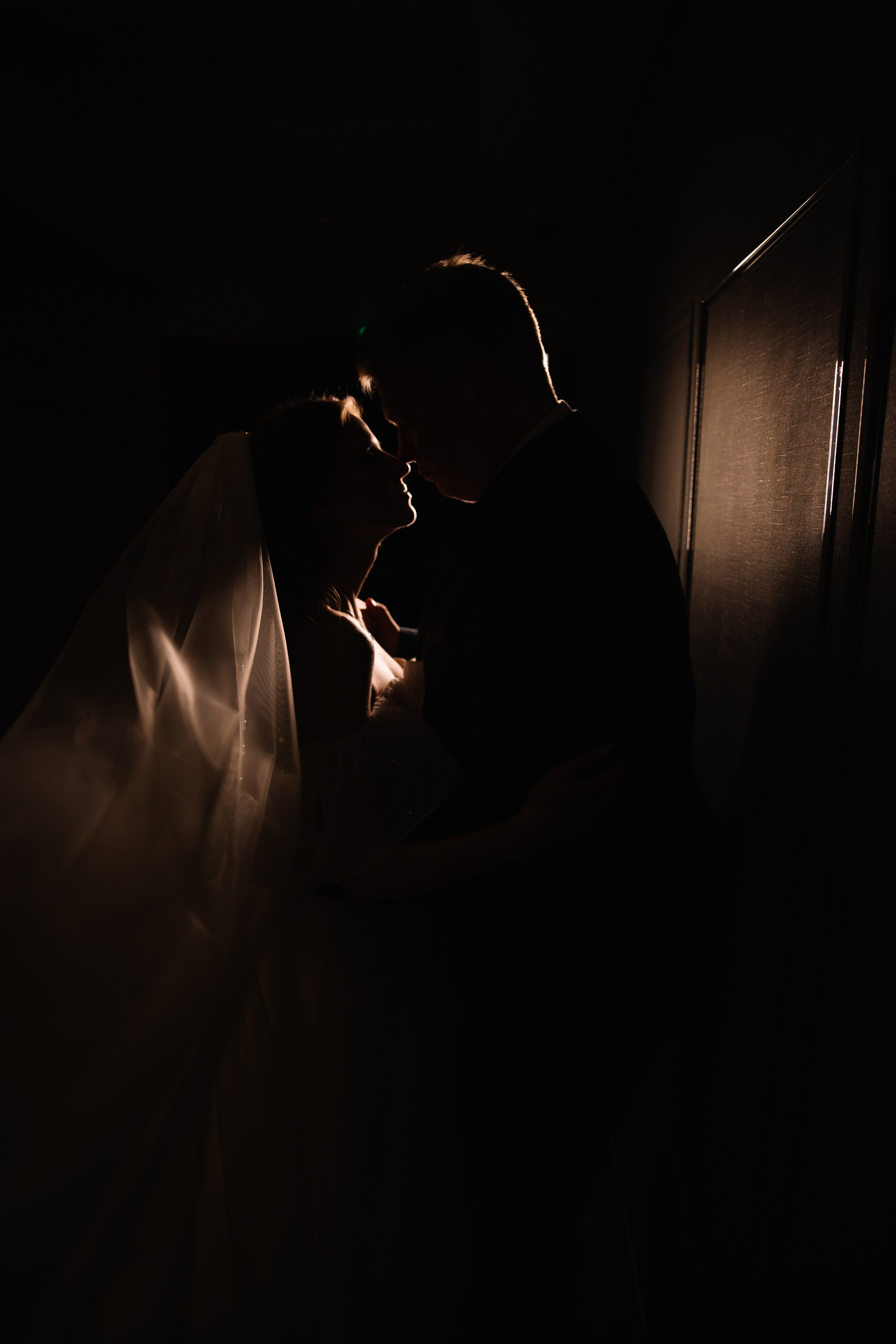 Александр и Виктория. Свадебный фотограф и видеограф в Омске — Виталий и Алёна Орлянд