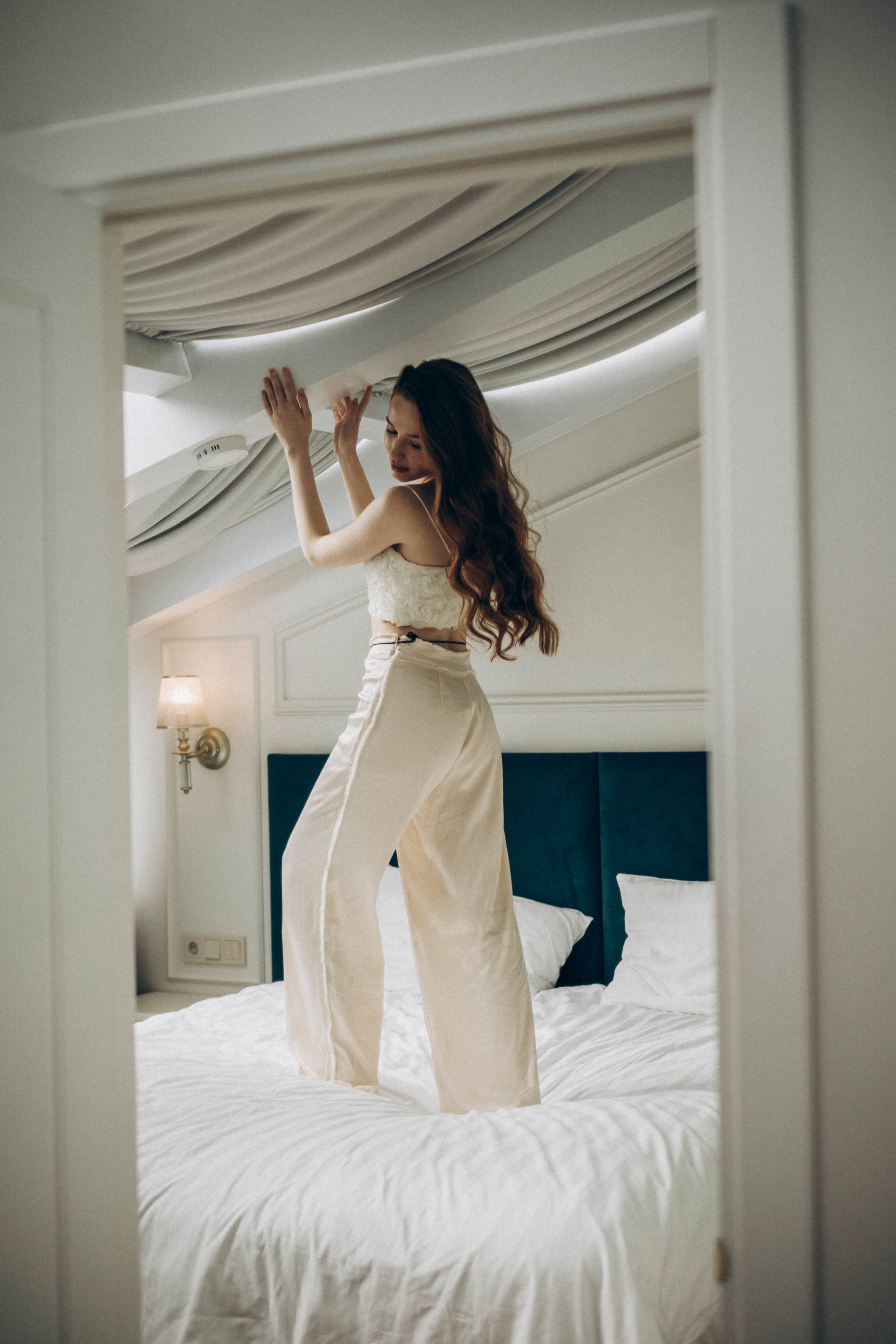 СВАДЕБНАЯ СЬЕМКА В ОТЕЛЕ. СБОРЫ ЖЕНИХА И НЕВЕСТЫ И ТАКЖЕ ТОР И ПОДГОТОВКА К ПРОГУЛКЕ. Профессиональный фотограф, Санкт-Петербург — Виктория Богомолова