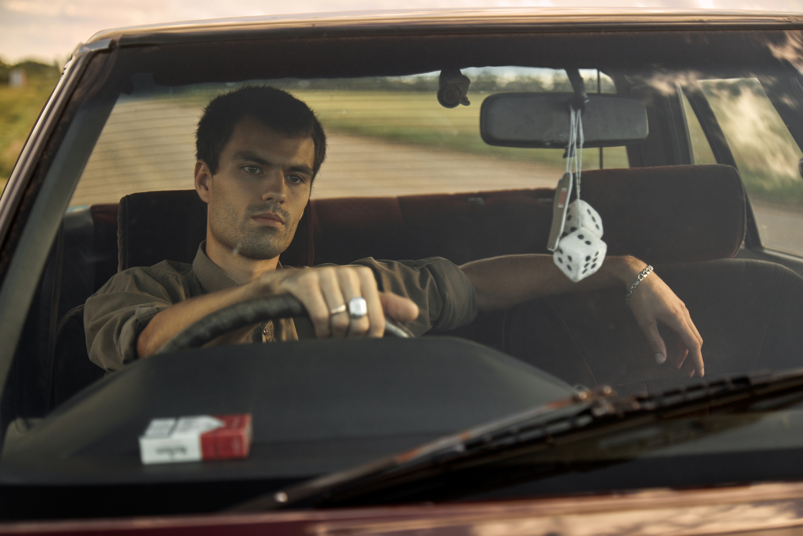 Руслан и Вероника — Love-story с фактурной тачкой. Фотограф Челябинск — Кирилл Устюжанин