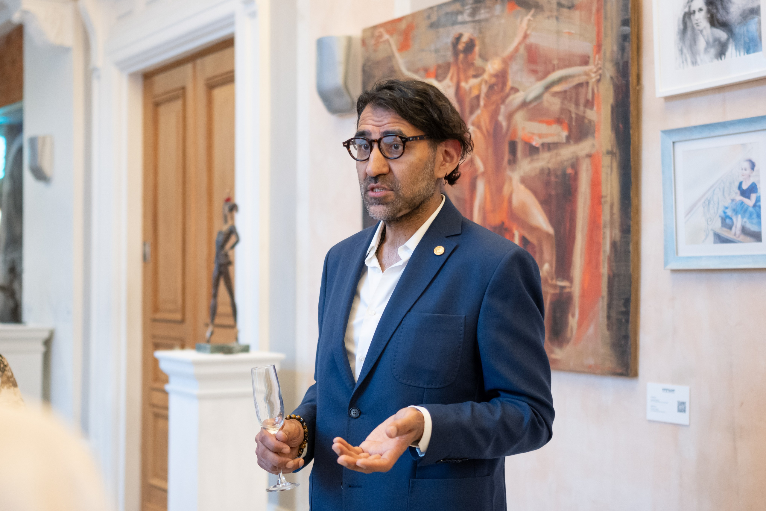 Выставка «Мы и Майя» — экскурсия и дегустационный ужин. Фотограф и видеограф в Москве Анна Матюхина