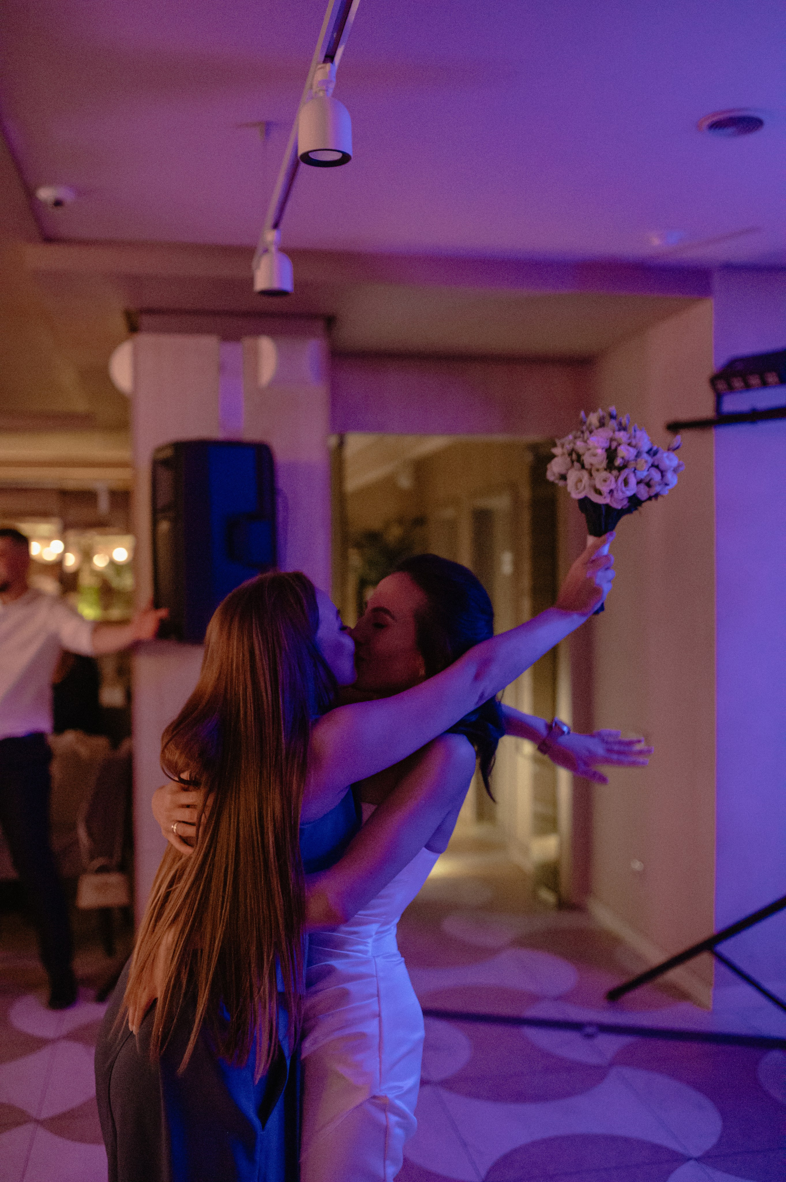 03.08.2024. RETOUCH-HOUSE