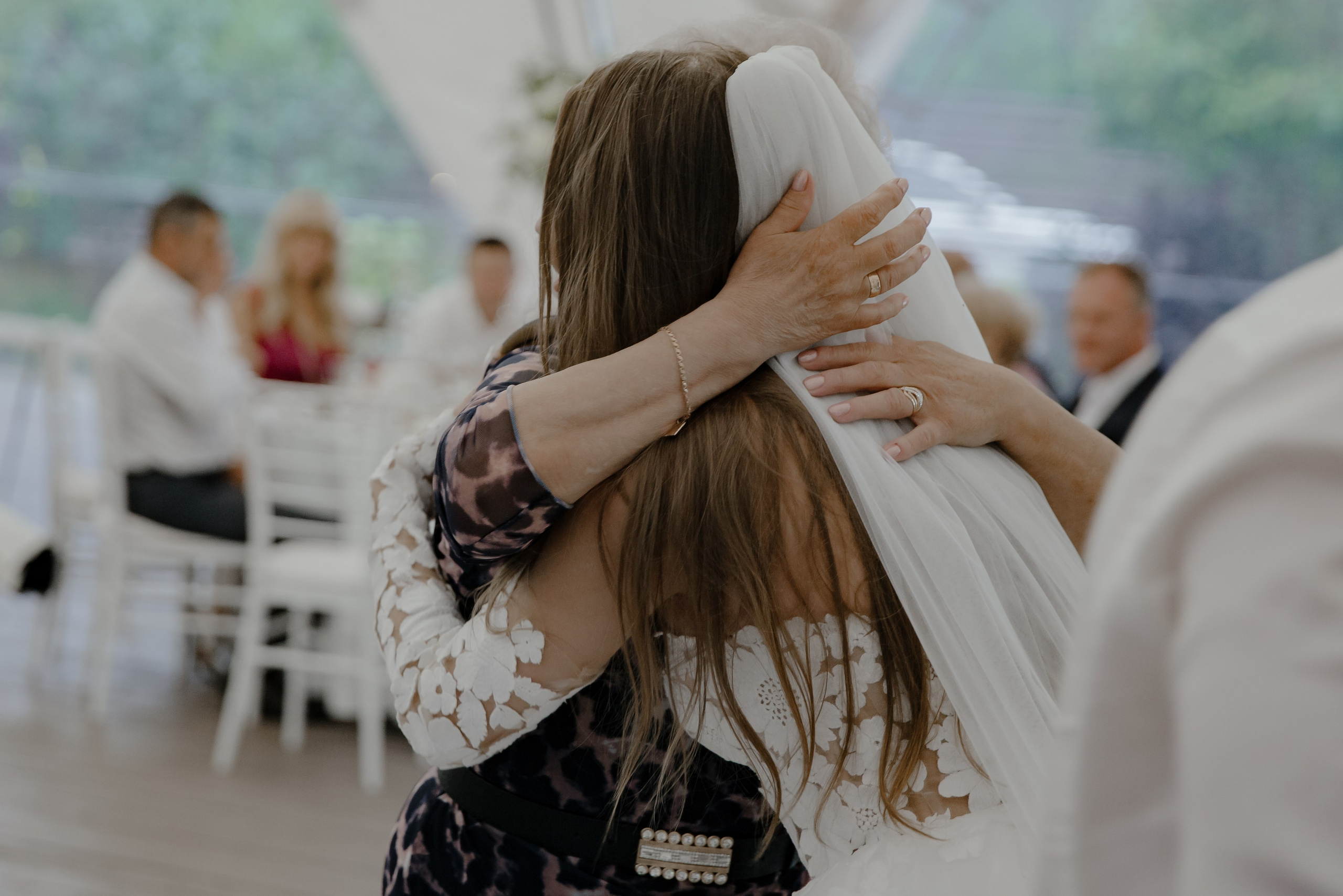 02.07.24. RETOUCH-HOUSE