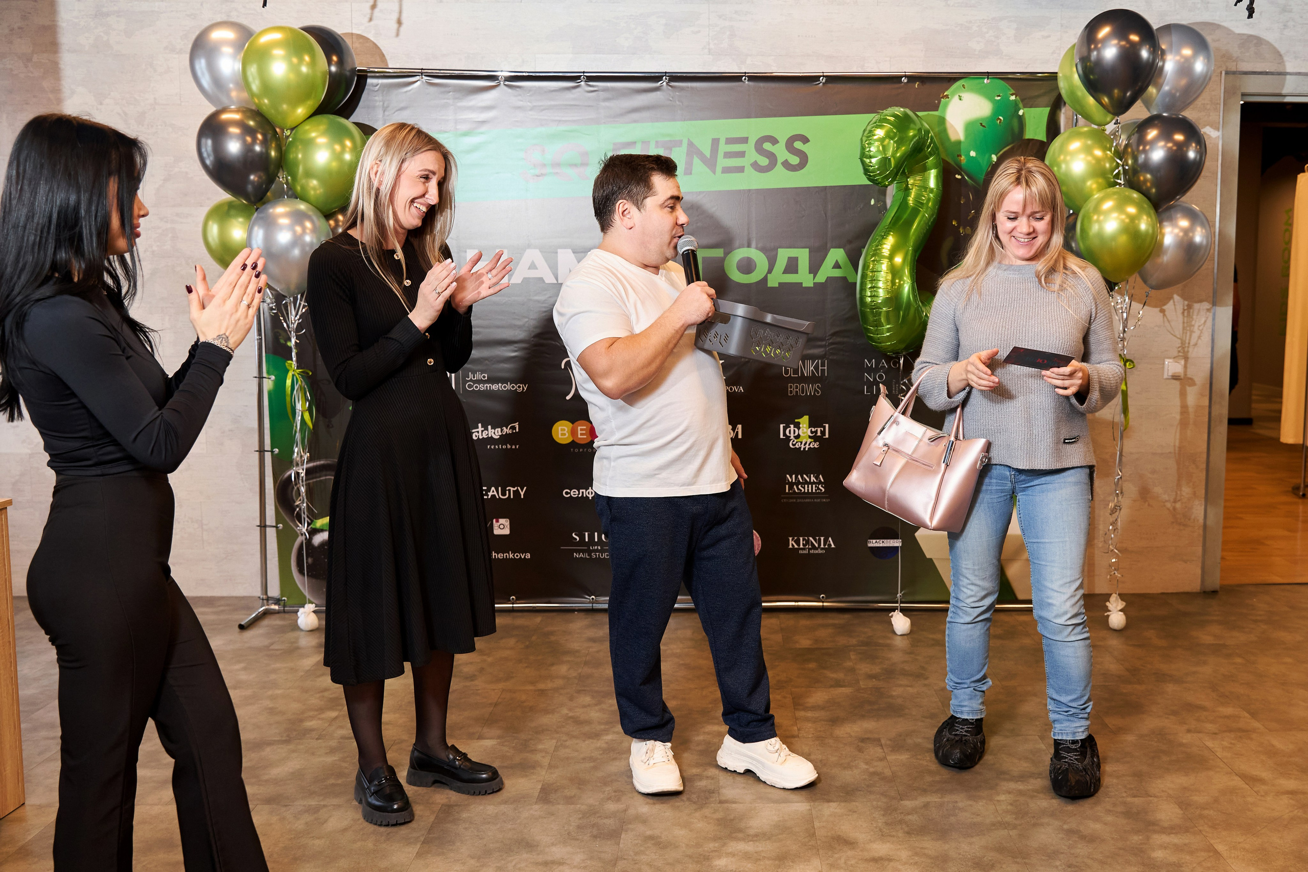 SQ — ФИТНЕС. 2 ГОДА. Фотограф Липецк. Фотограф в Липецке Татьяна Минаева. Портретный фотограф Липецк. Свадебный фотограф Липецк. Бизнес фотограф Липецк