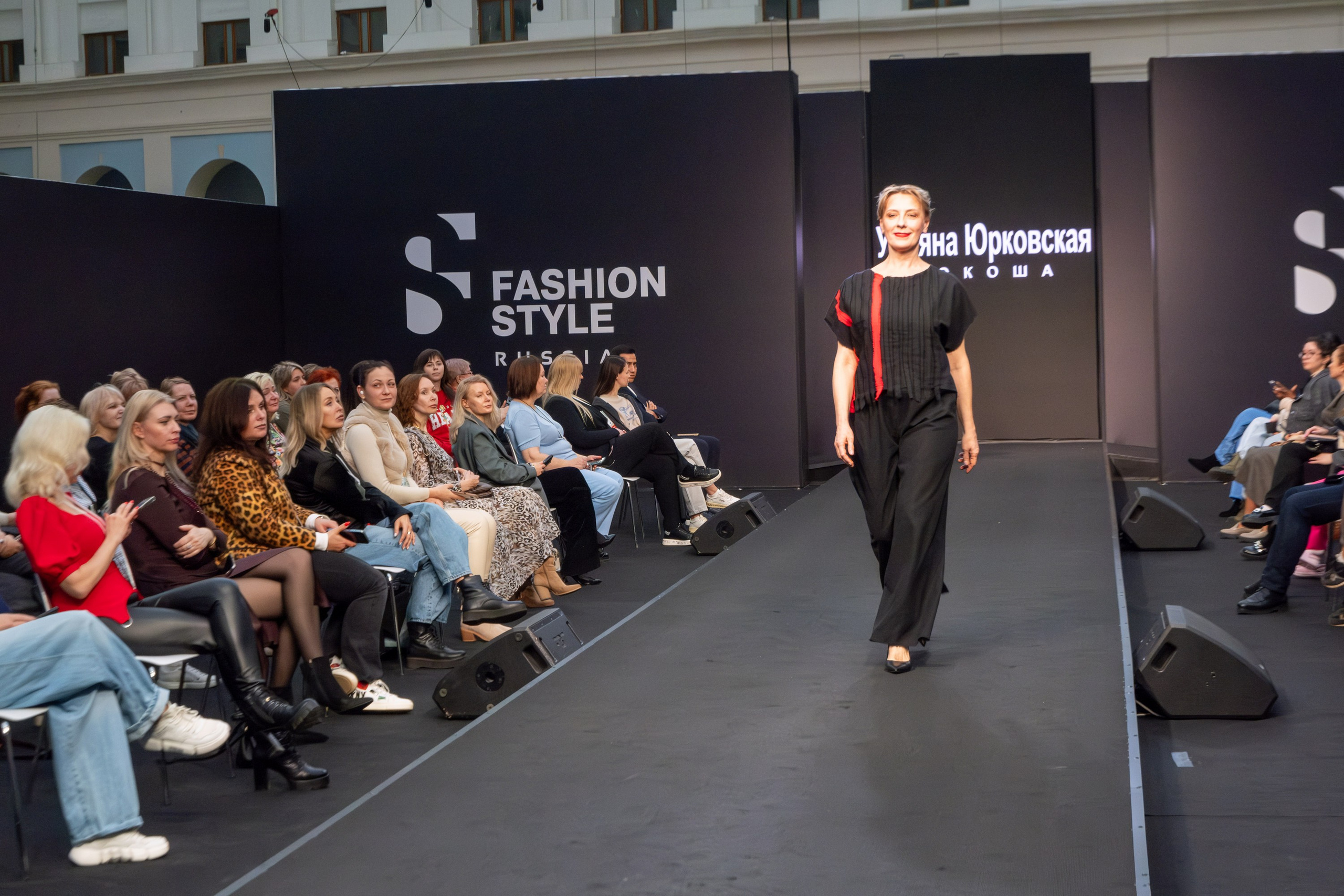 Репортажная фотосессия на выставке Fashion Stile